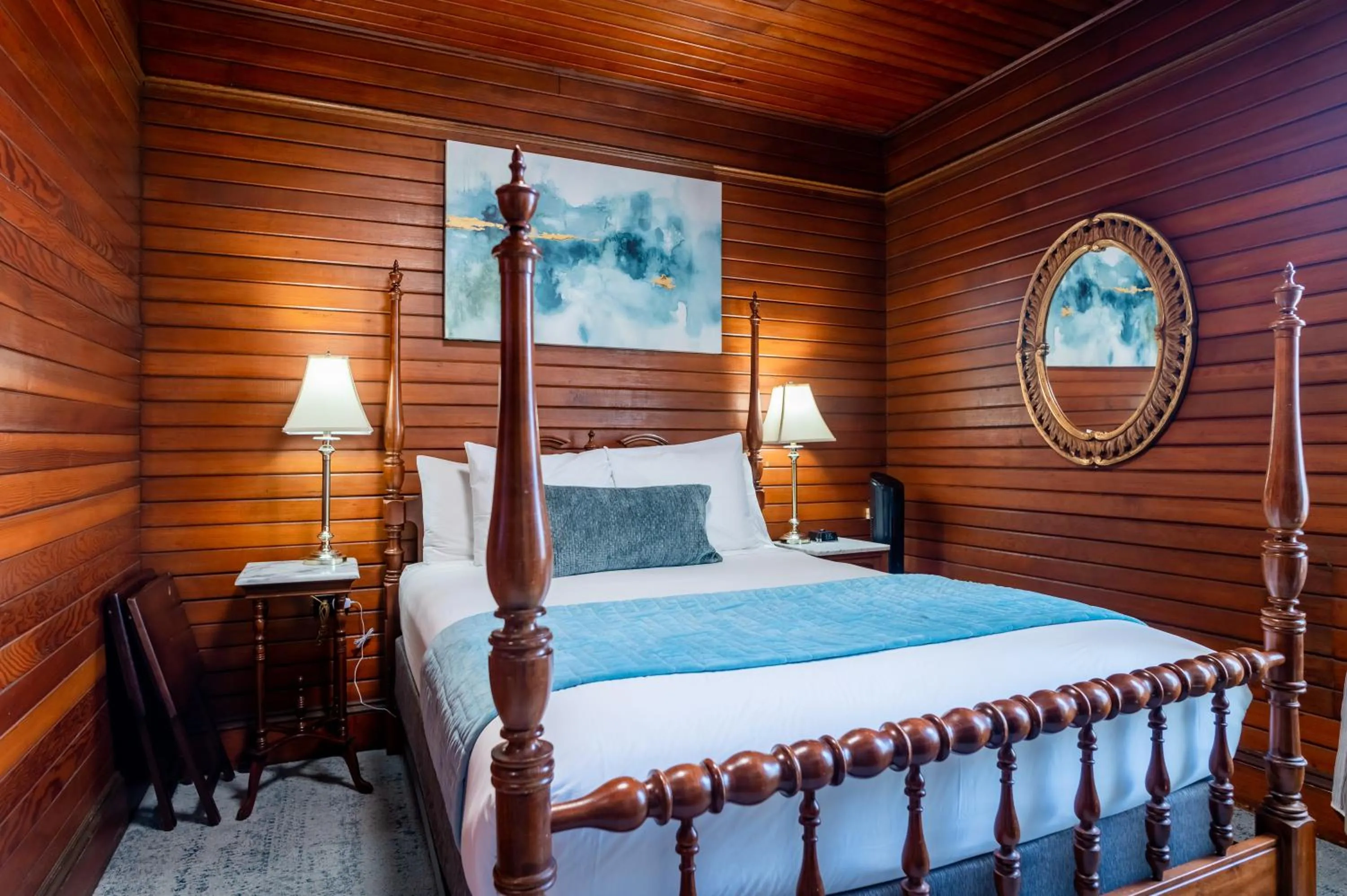 Bed in Gilbert Inn Seaside