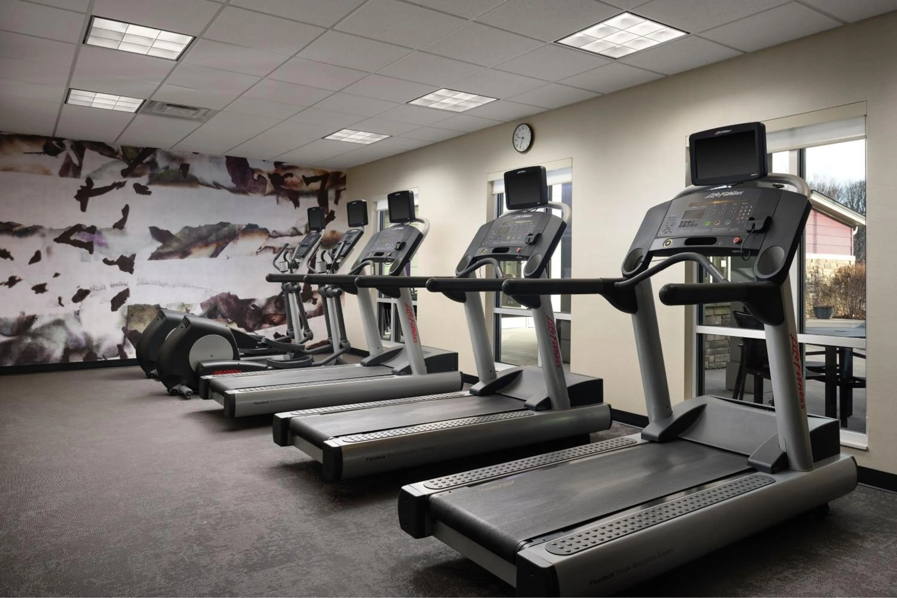 Fitness centre/facilities in Residence Inn by Marriott Grand Rapids Airport