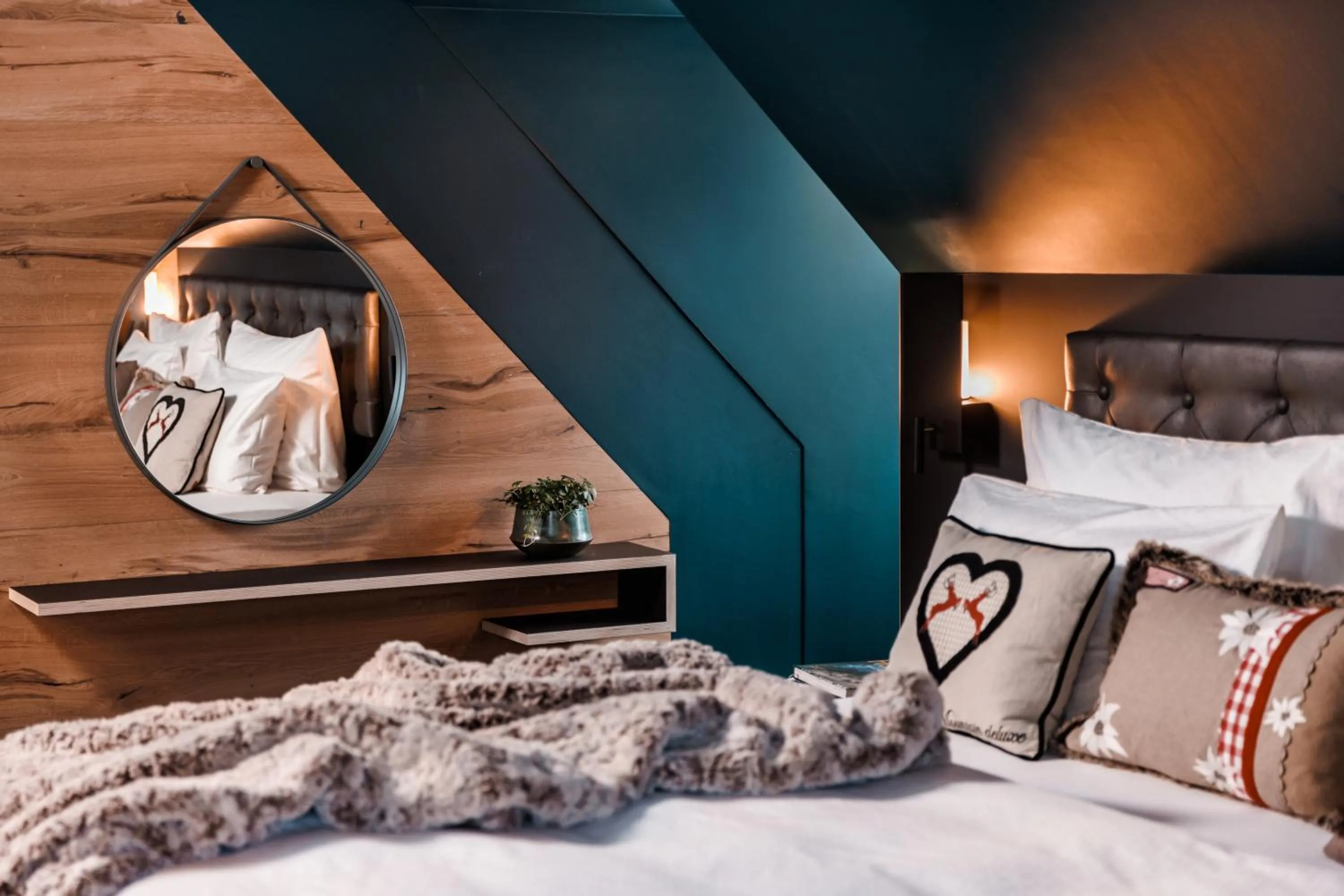 Bed in Schlosshotel Kitzbühel