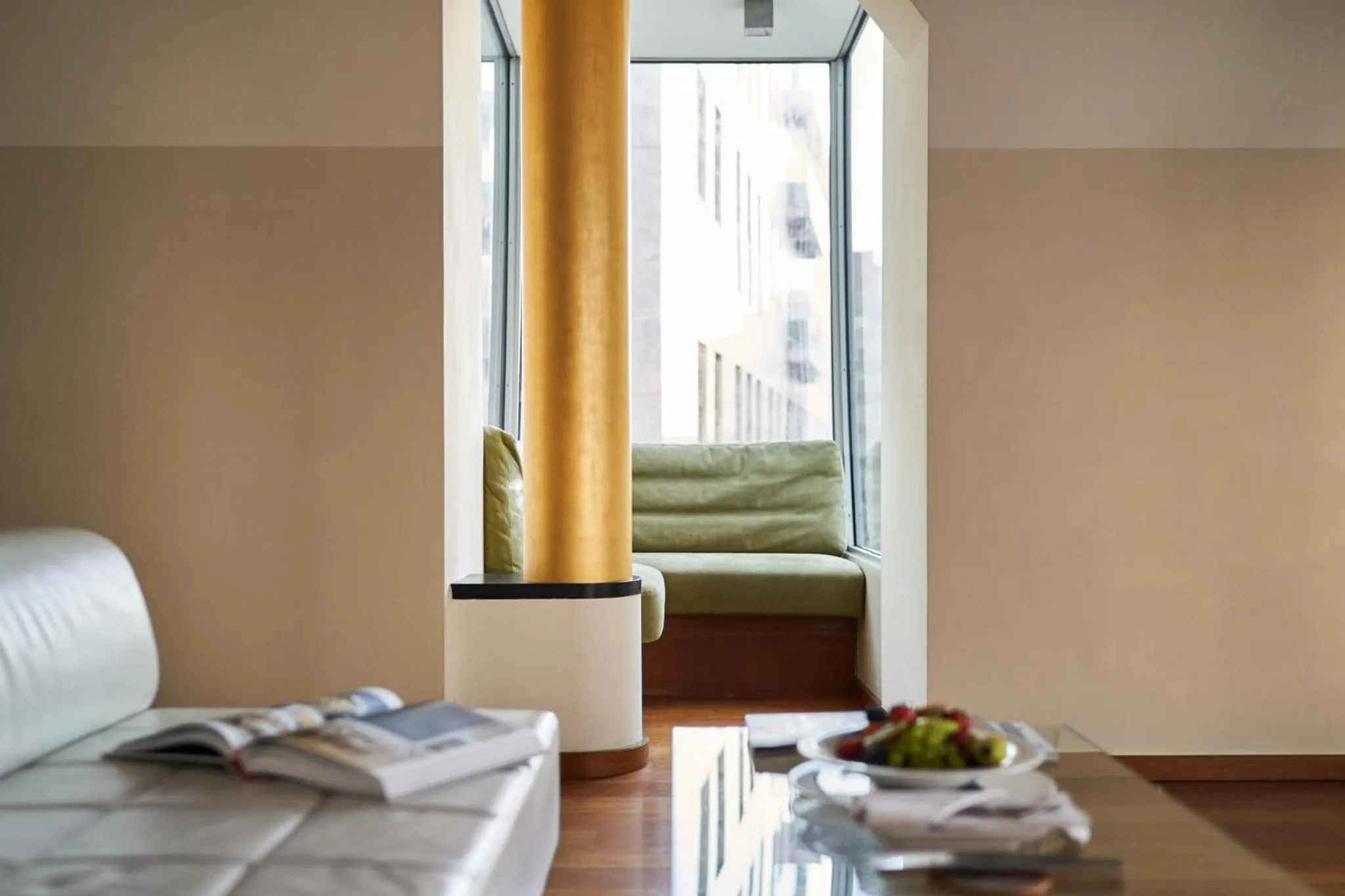 Living room, Bed in DO&CO Hotel Vienna