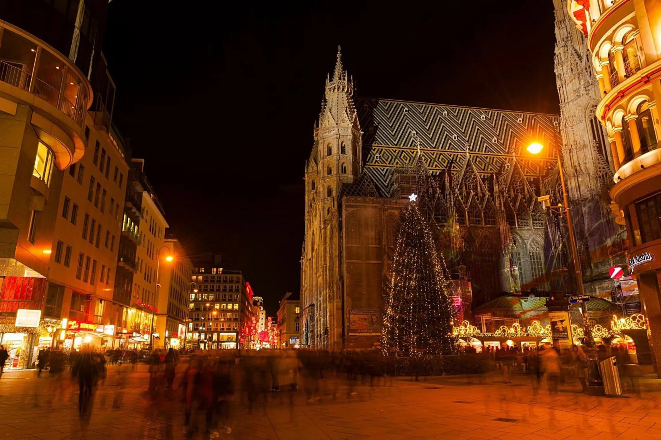 Facade/entrance in DO&CO Hotel Vienna