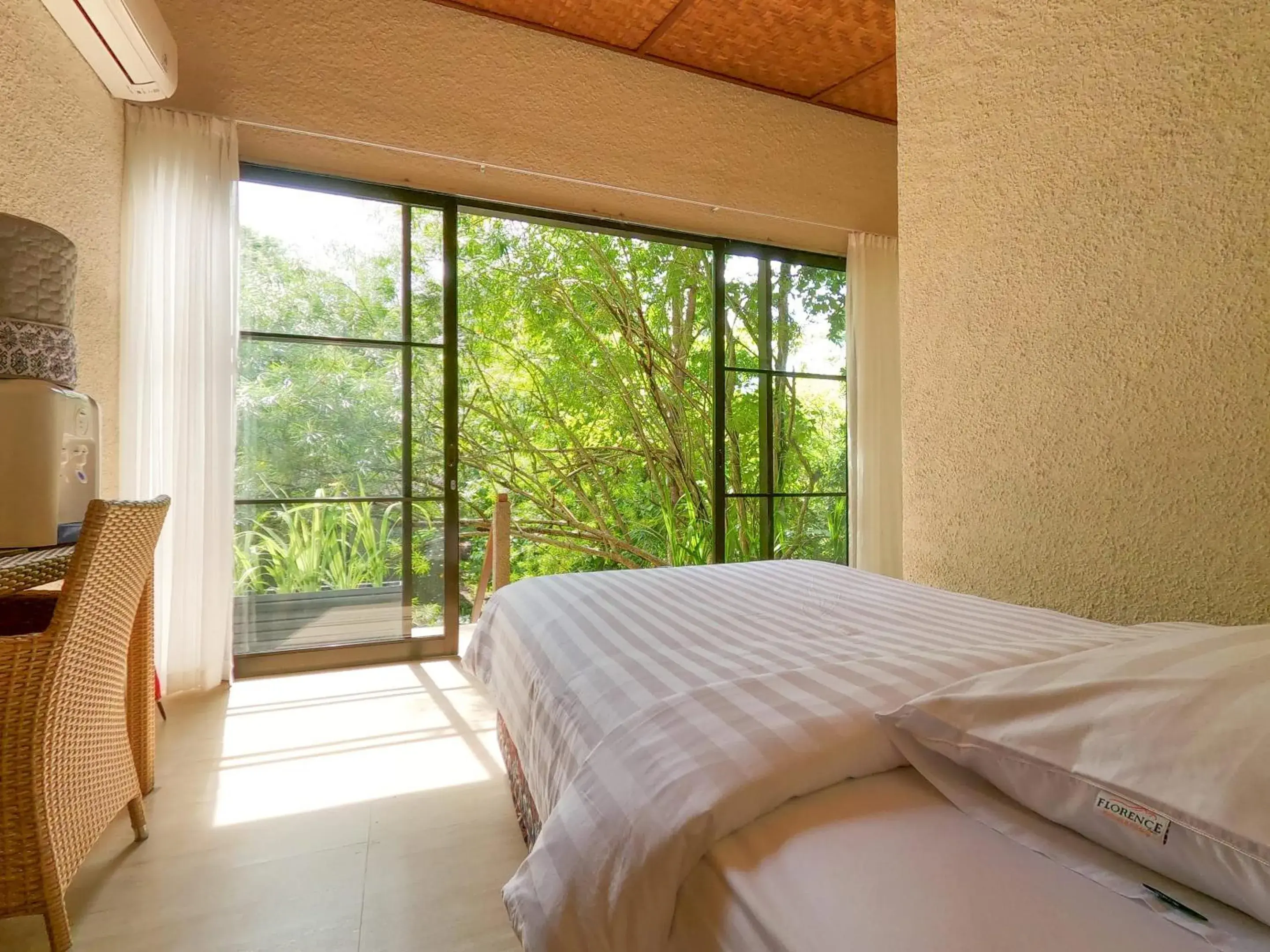 Single Room with Garden View in Thalassa Dive & Wellbeing Resort Manado Single Room with Garden View in Thalassa Dive & Wellbeing Resort Manado