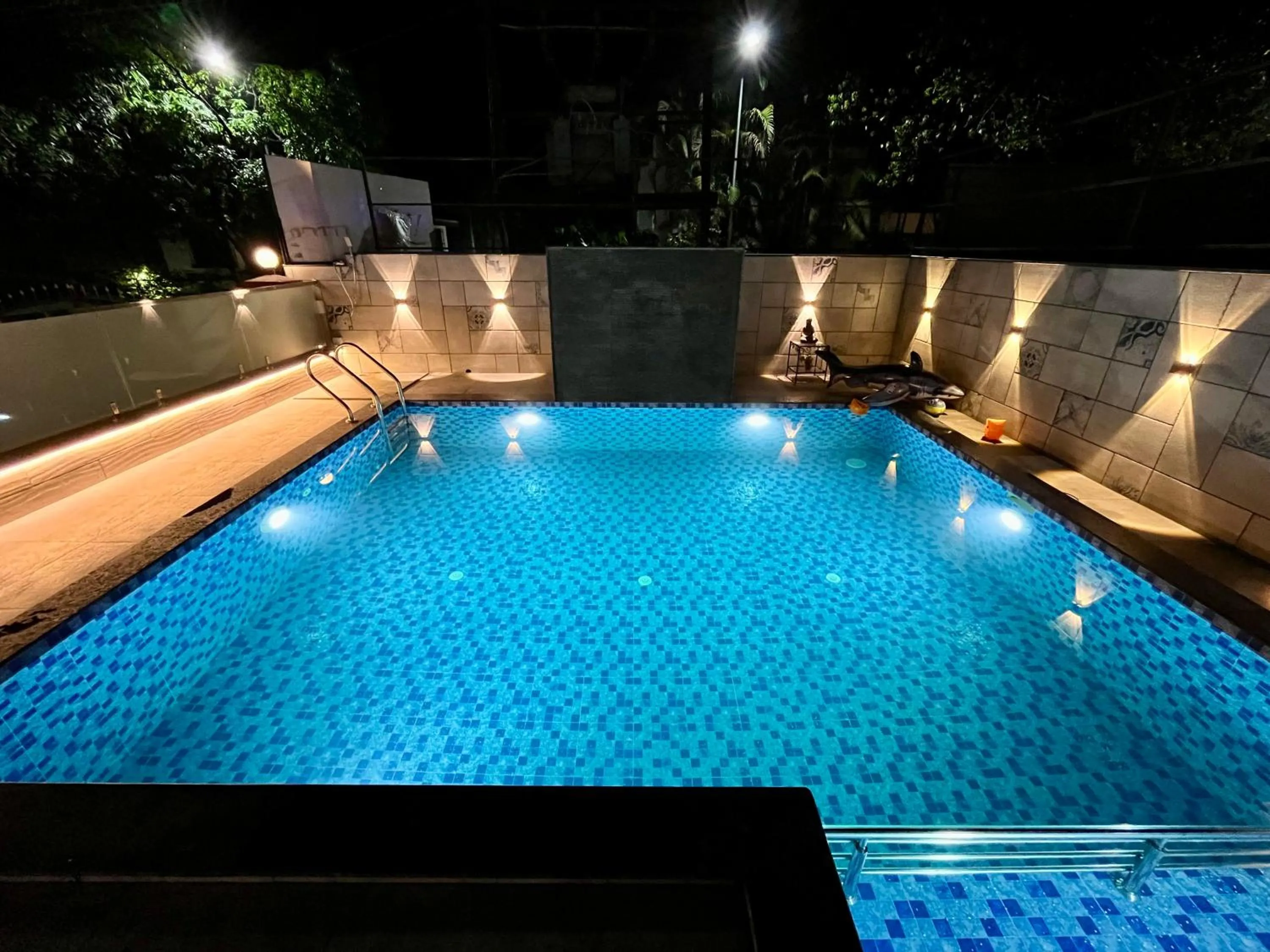 Children play ground in Girivihar Holiday Club - Pure Veg