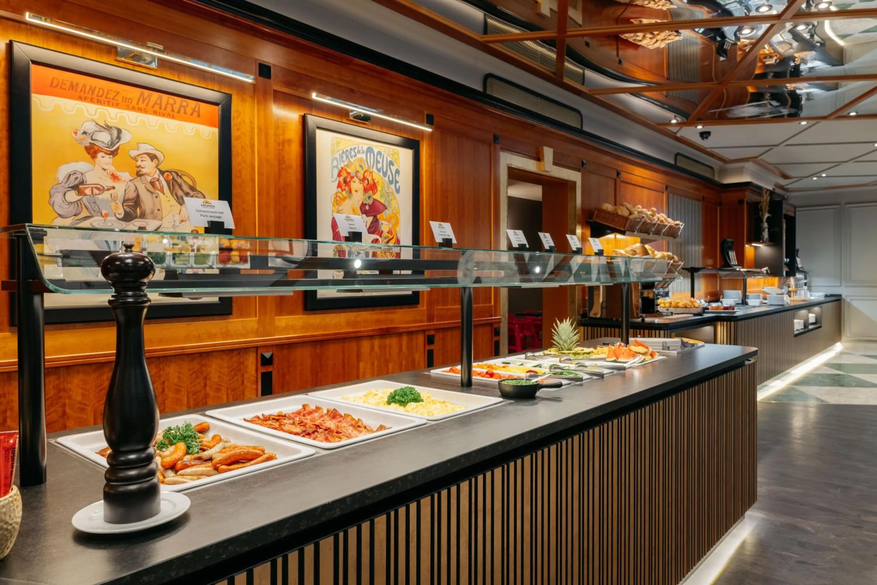 Buffet breakfast in MONDI Hotel Bellevue Gastein