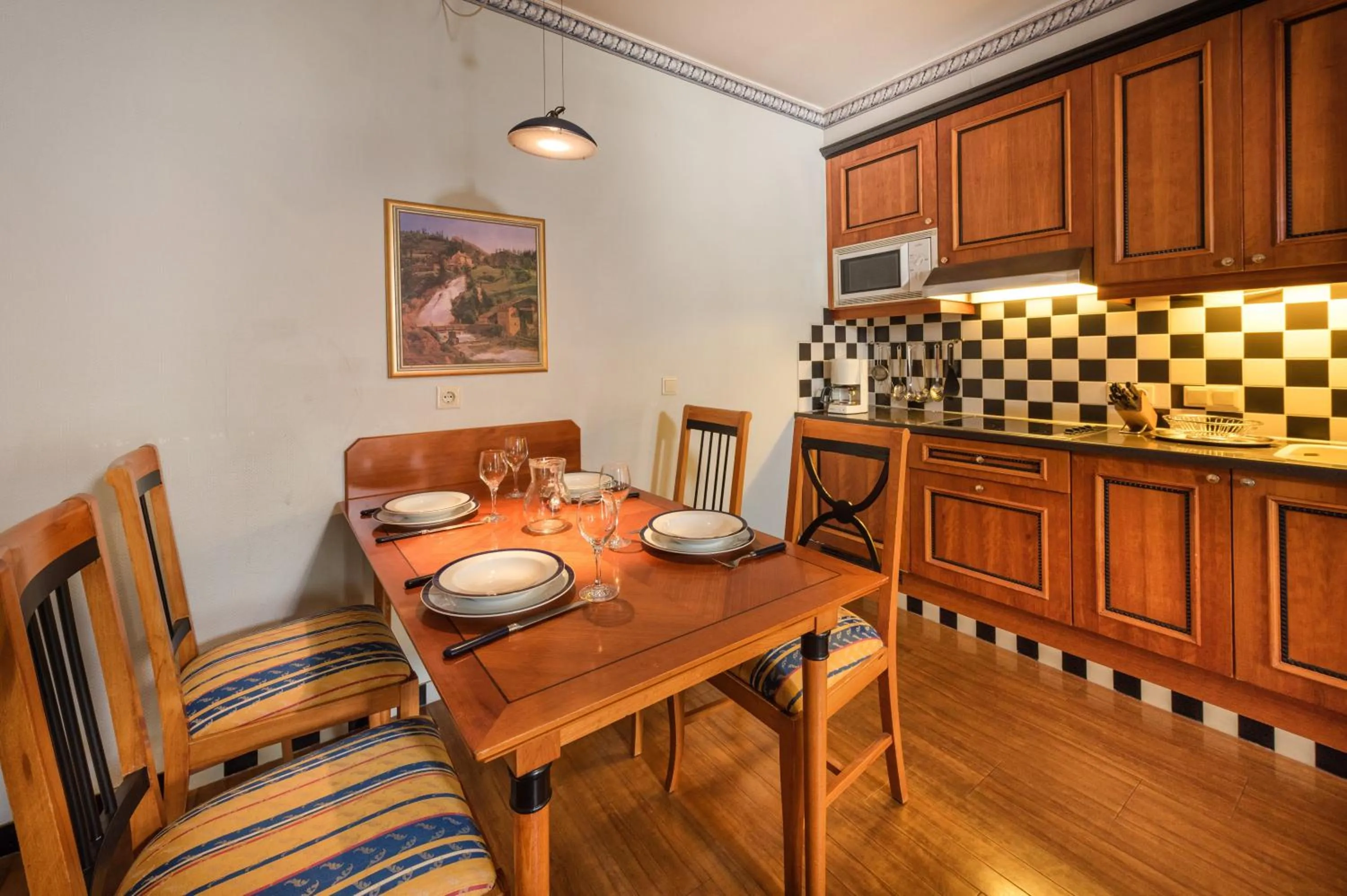 Kitchen or kitchenette in MONDI Hotel Bellevue Gastein