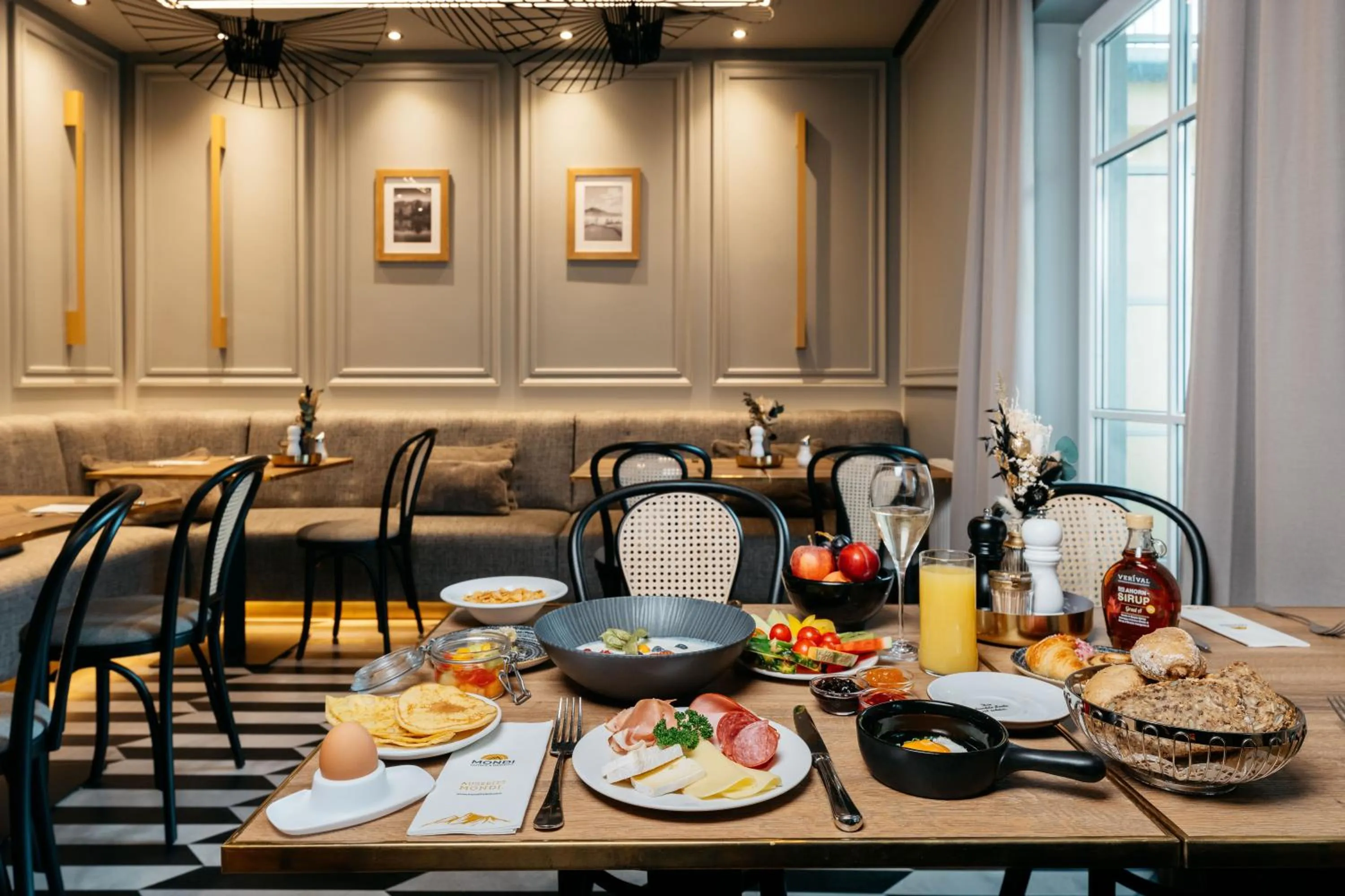 Breakfast in MONDI Hotel Bellevue Gastein