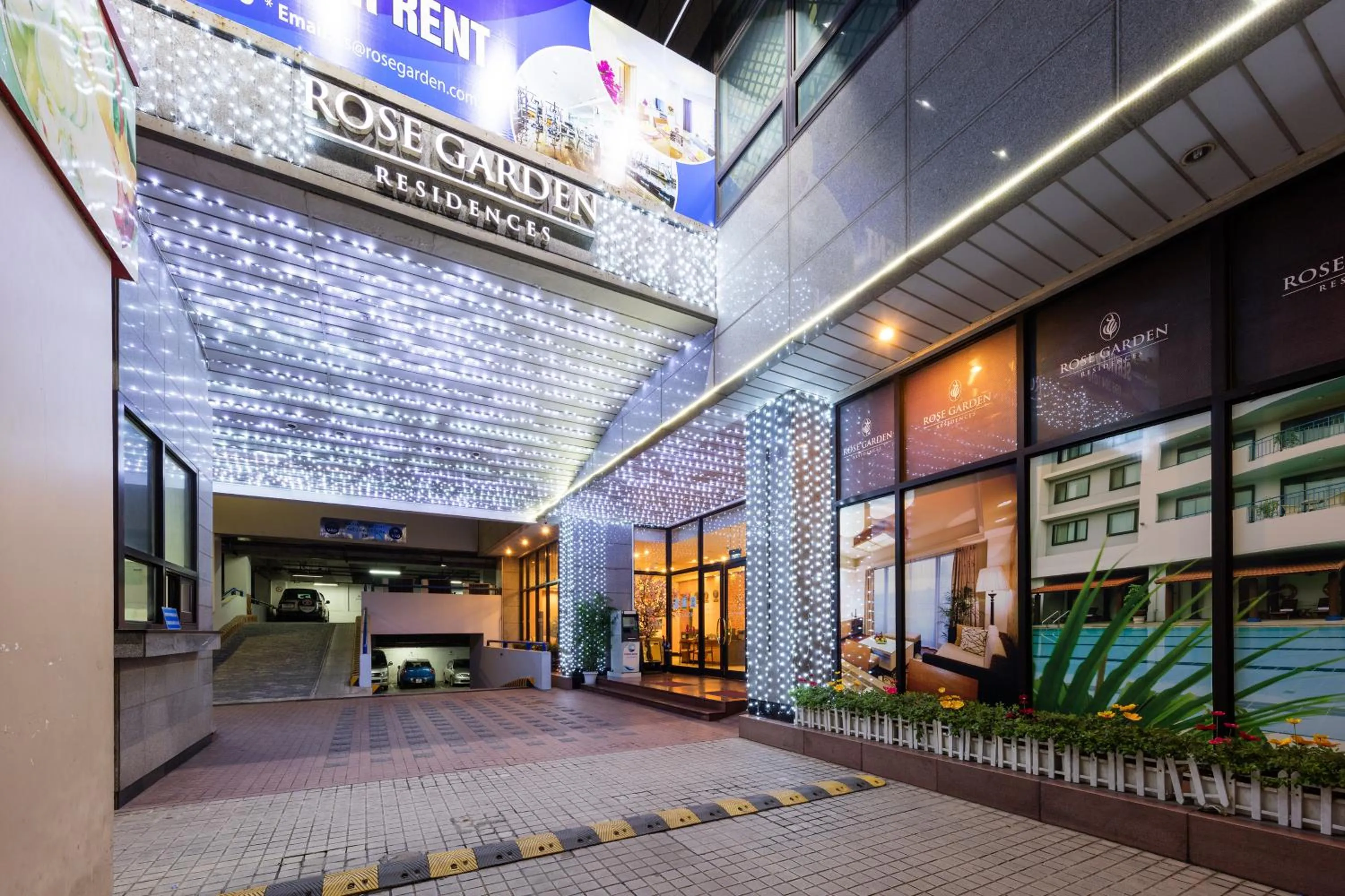 Area and facilities in Rose Garden Residences