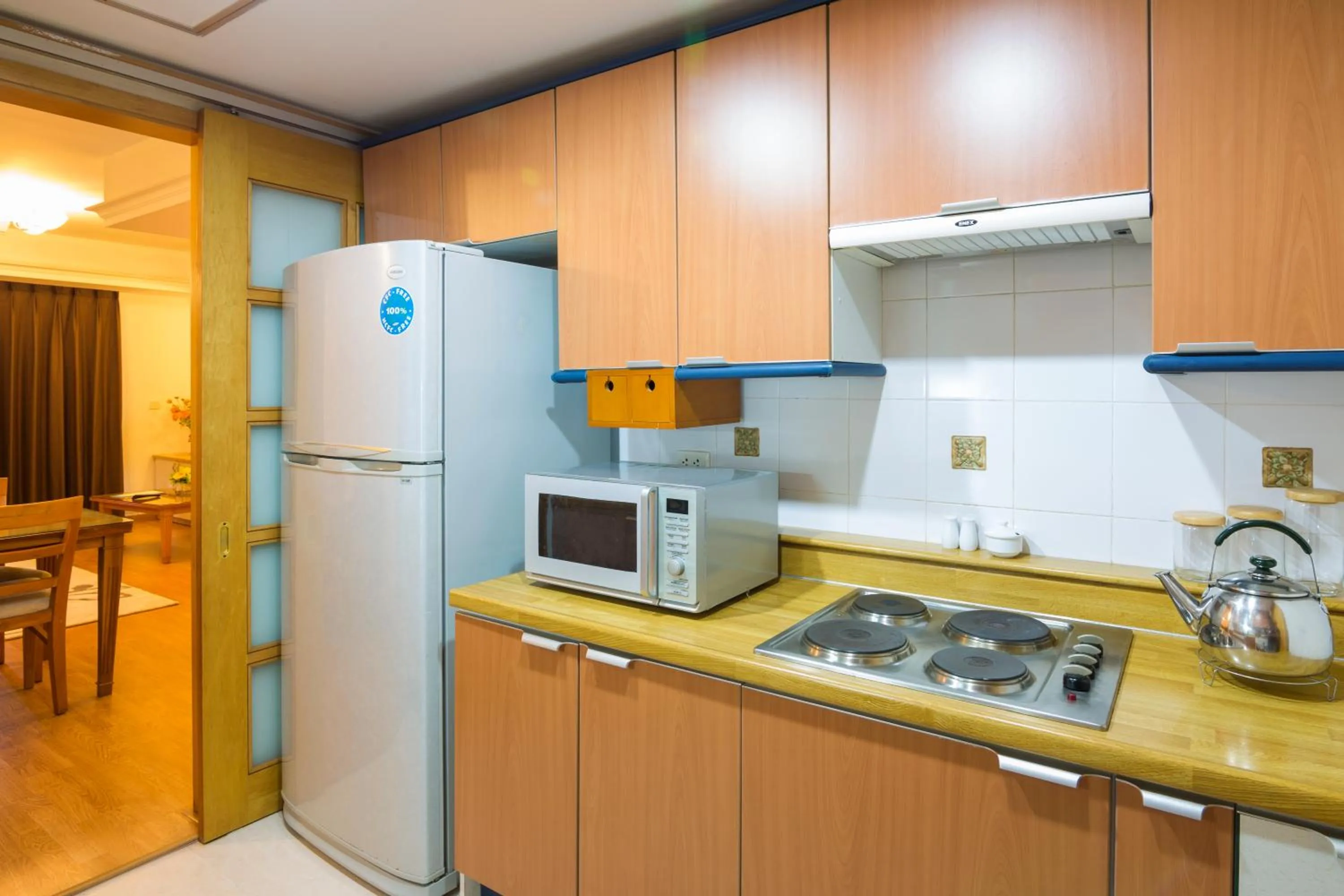 Kitchen or kitchenette in Rose Garden Residences