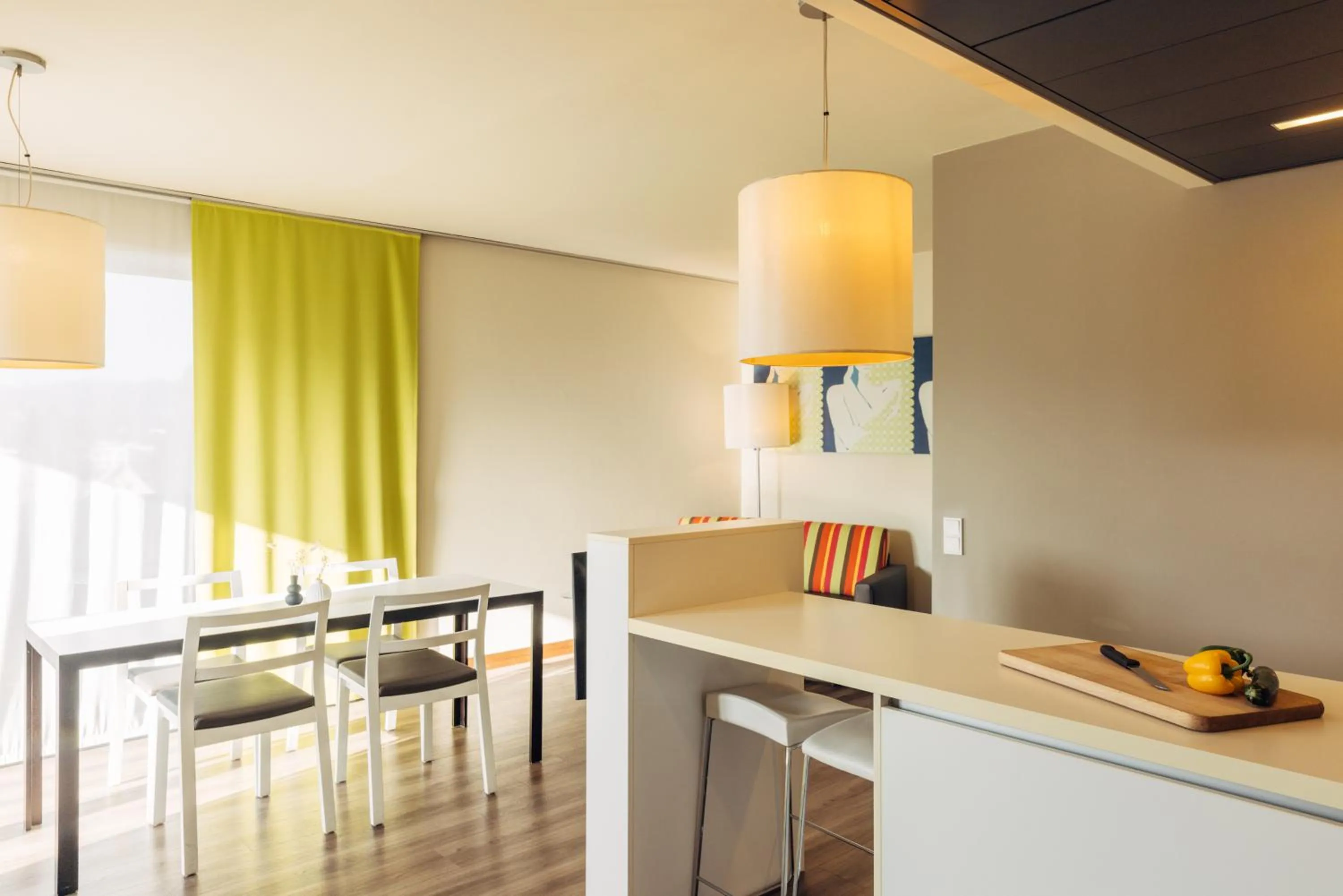 Seating area in harry's home Hart bei Graz hotel & apartments