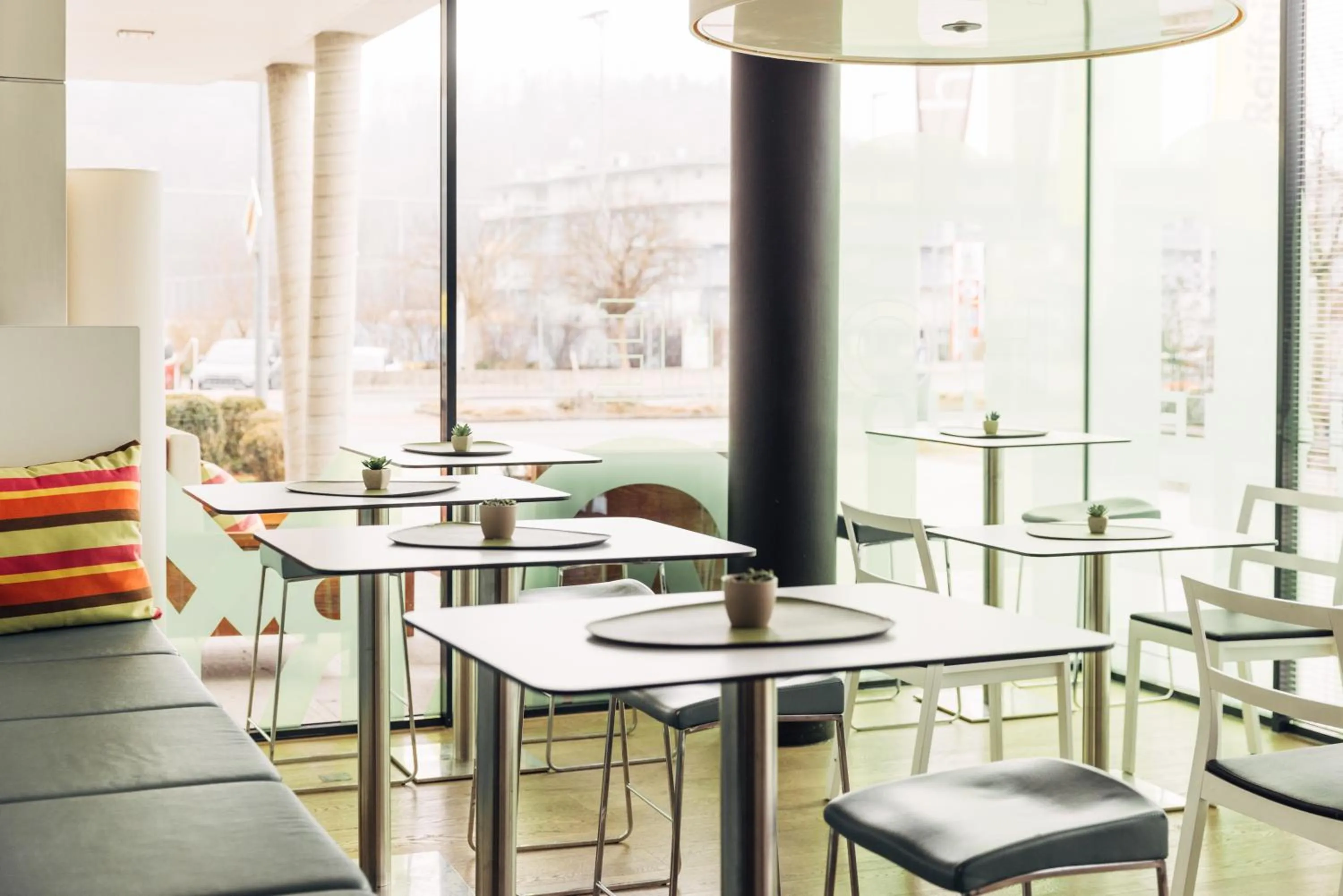 Seating area in harry's home Hart bei Graz hotel & apartments