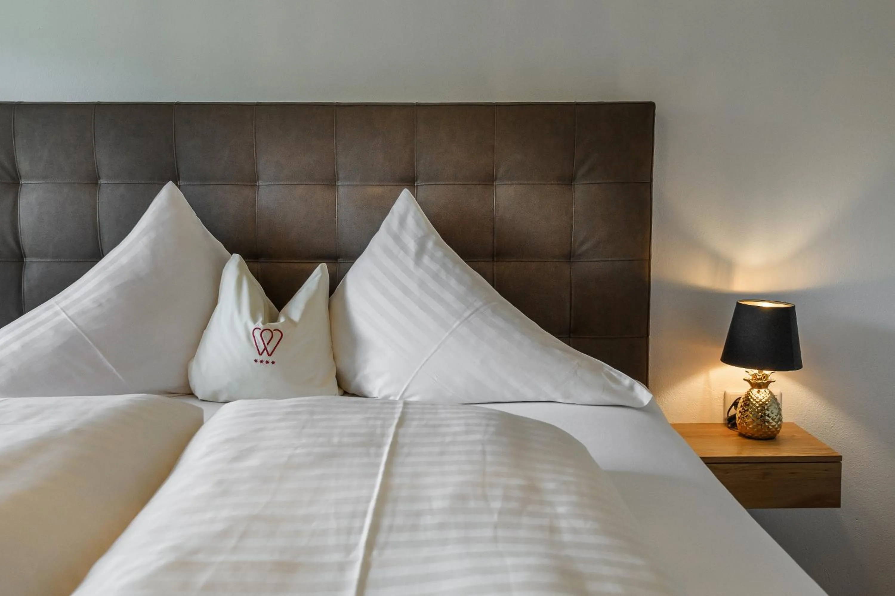 Bed in Hotel & Restaurant Wastlwirt