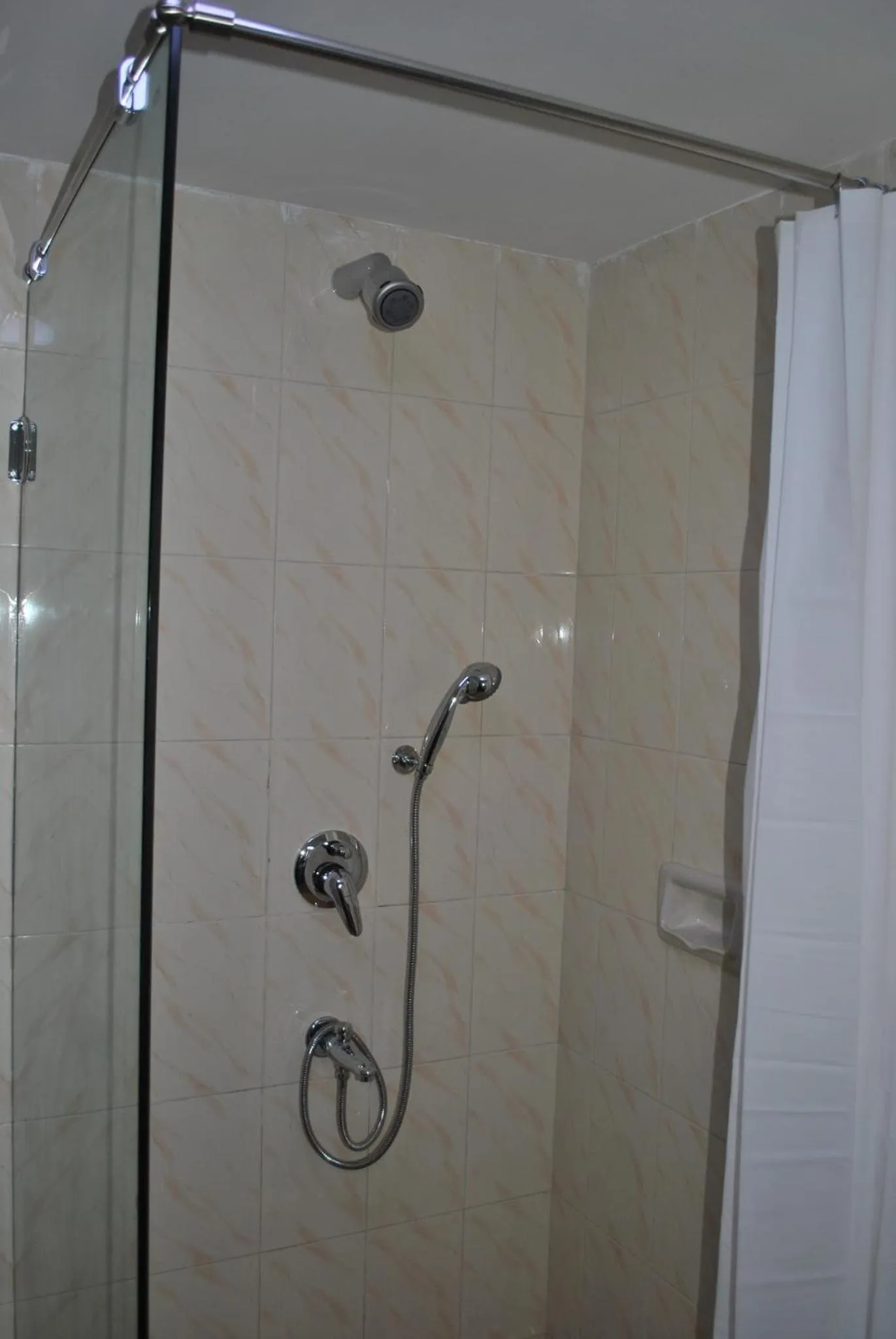 Shower in Cochichos Resort