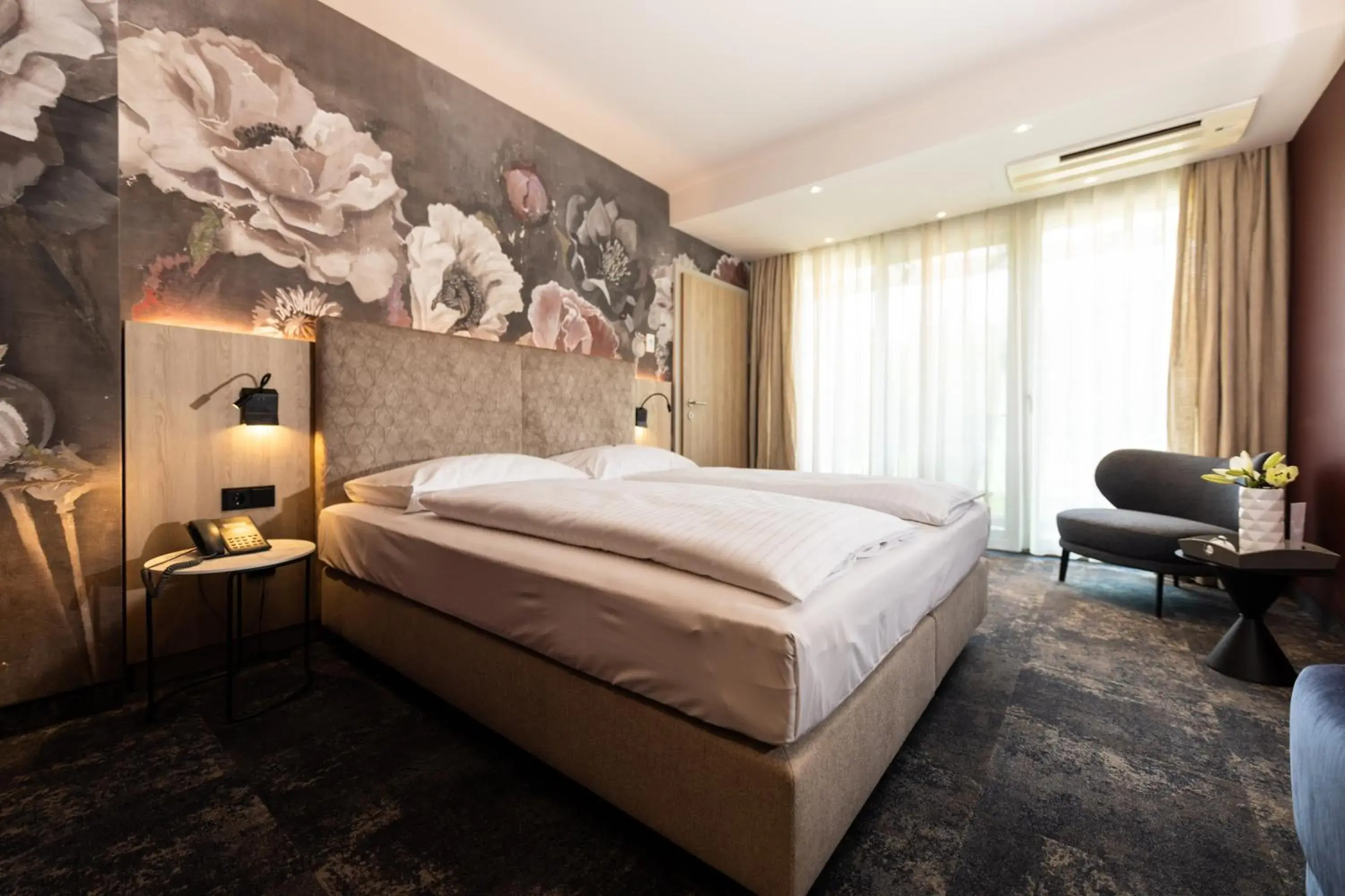 Standard Double Room with Thermal Bath Access - single occupancy in Hotel Vier Jahreszeiten Loipersdorf Standard Double Room with Thermal Bath Access - single occupancy in Hotel Vier Jahreszeiten Loipersdorf