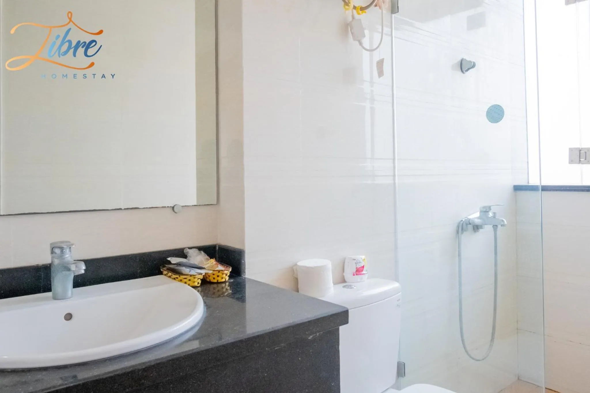 Bathroom in Libré Homestay