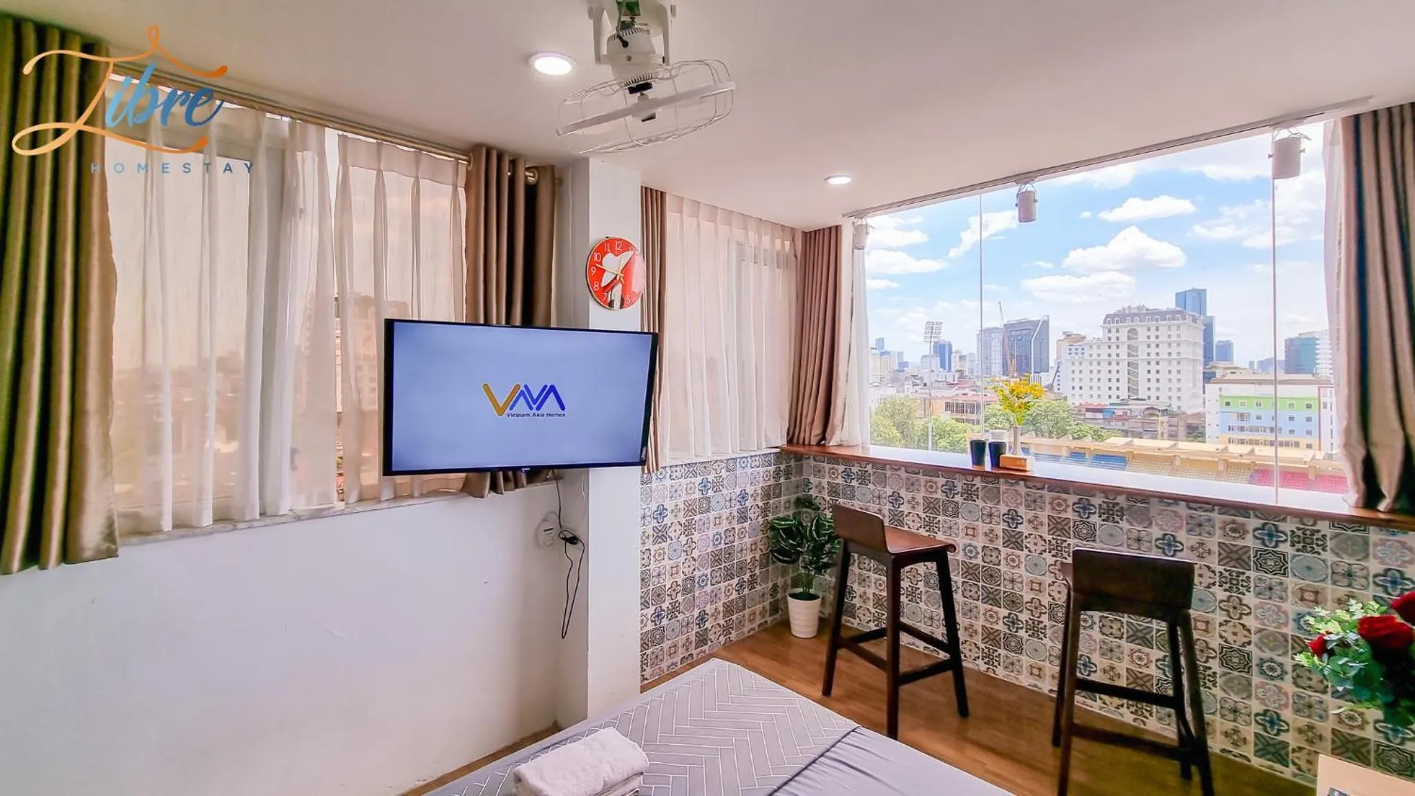 Communal lounge/ TV room in Libré Homestay