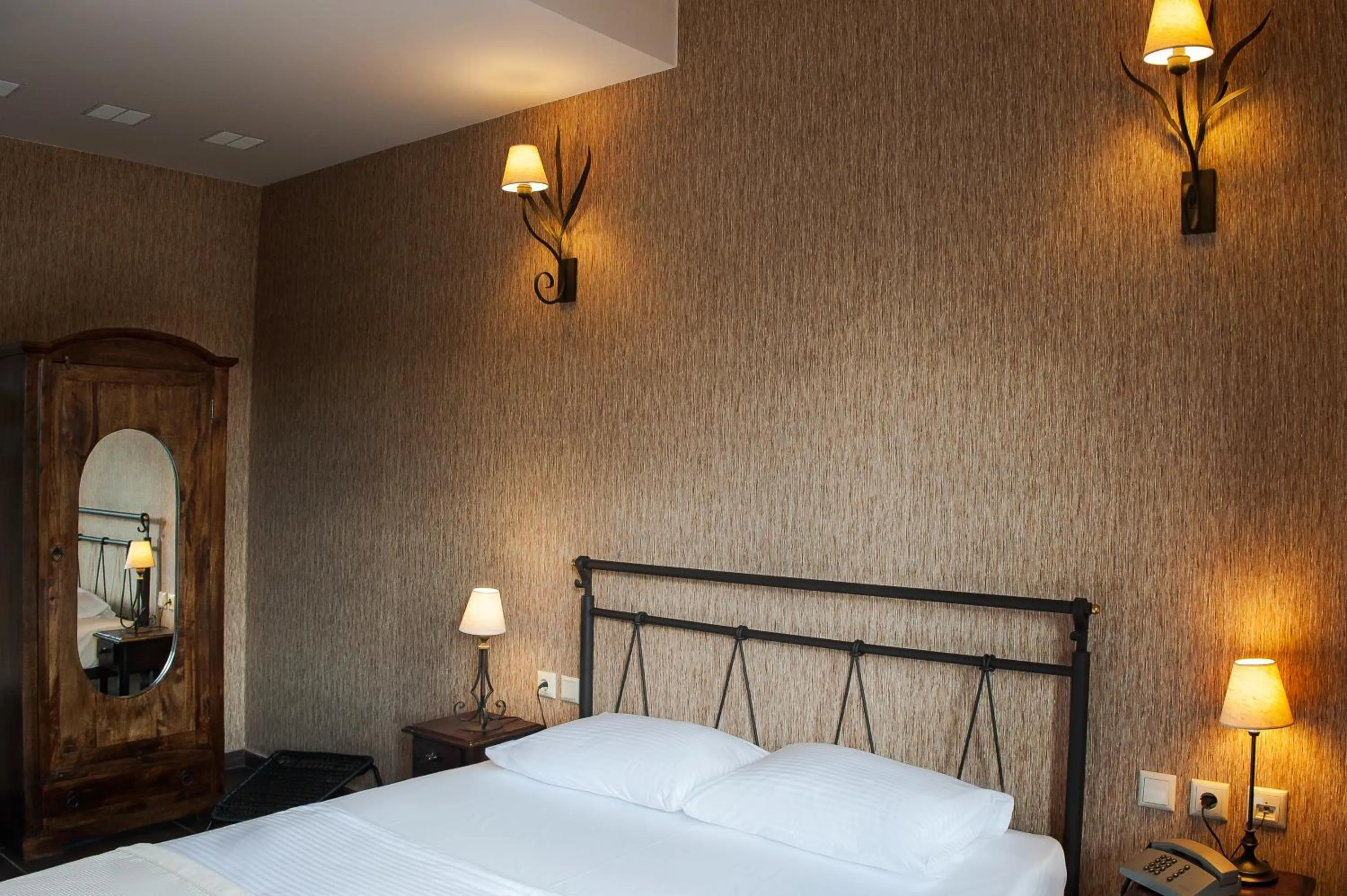 Bed in Polys Guest House