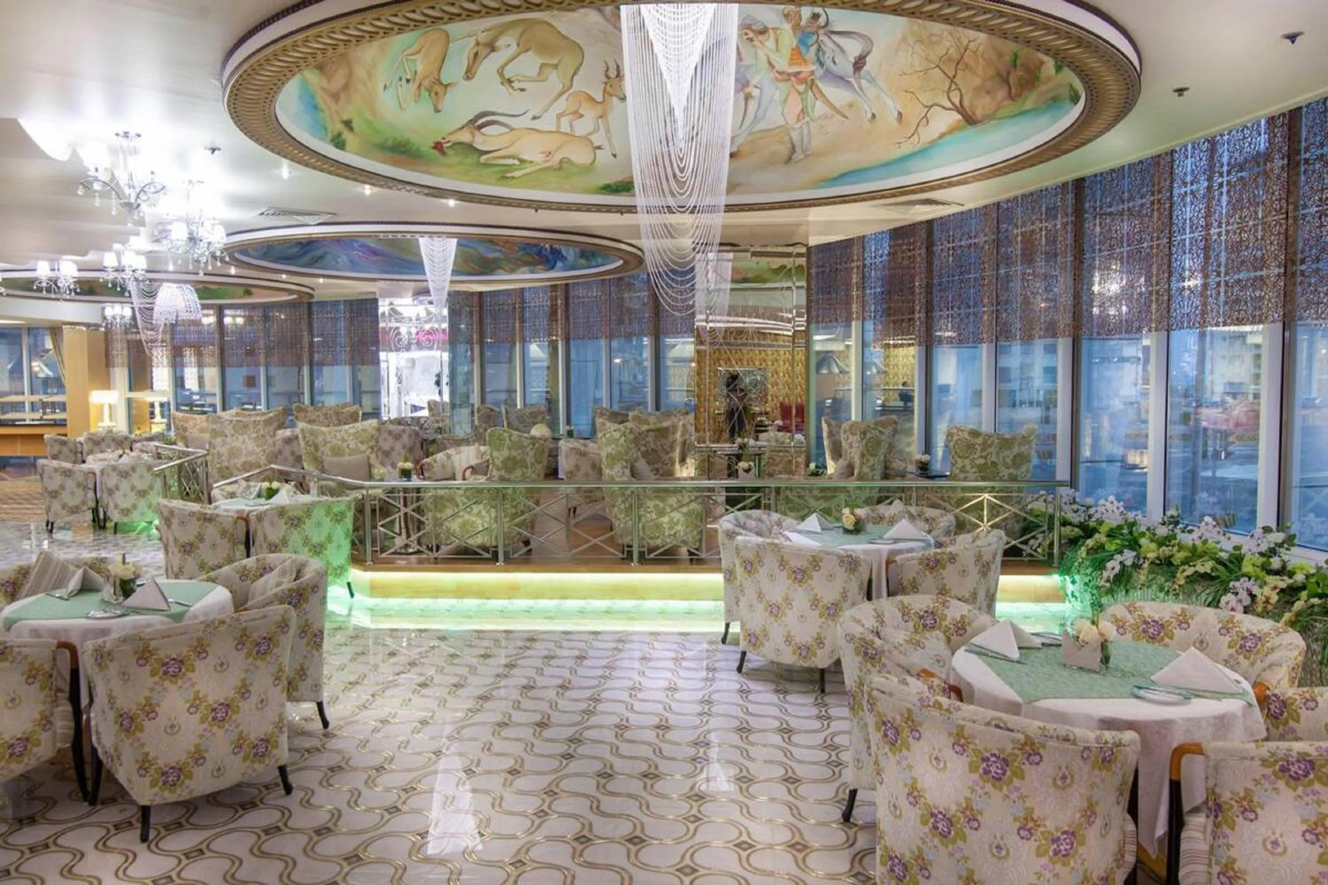 Restaurant/places to eat in Panorama Hotel and Spa