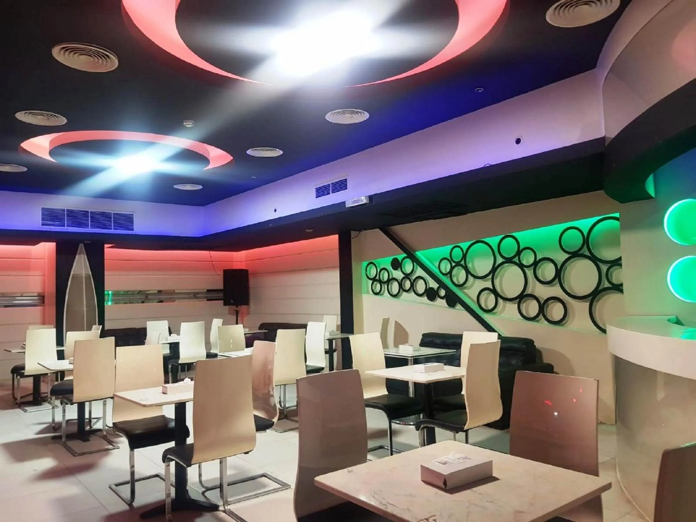 Restaurant/places to eat in Panorama Hotel and Spa