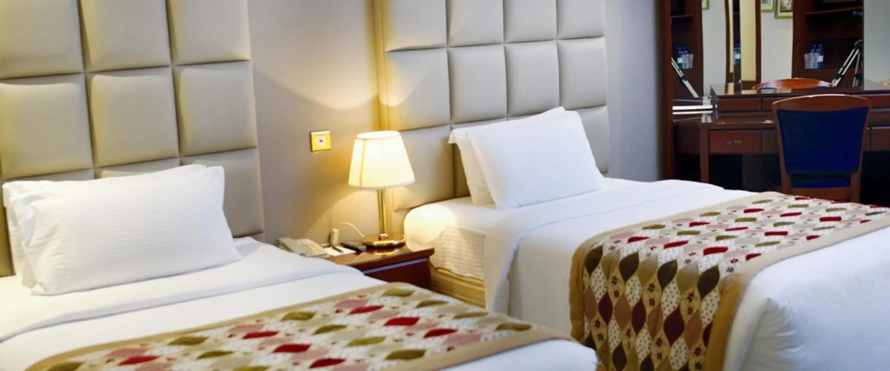 Deluxe Twin Room in Panorama Hotel and Spa Deluxe Twin Room in Panorama Hotel and Spa