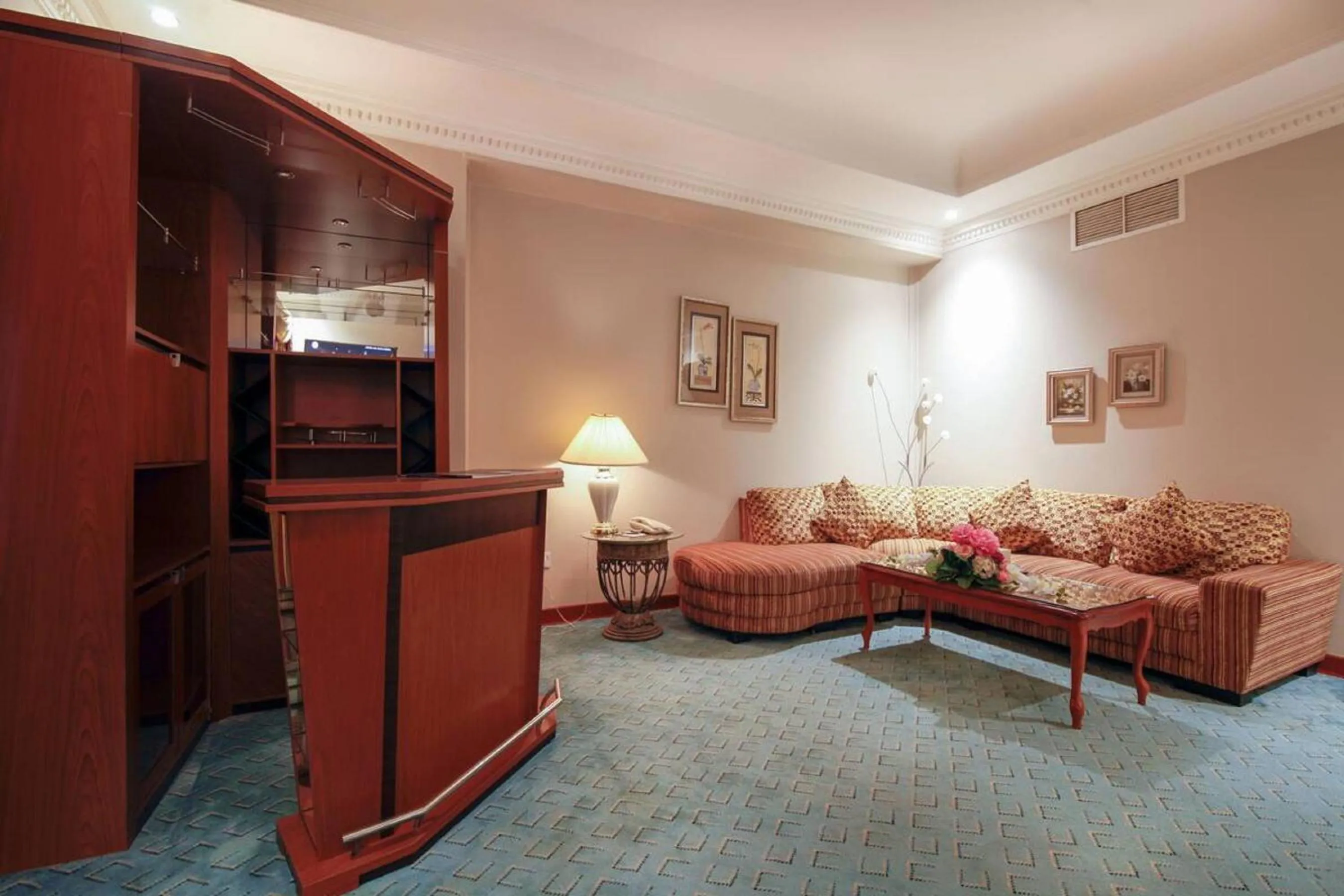 Living room in Panorama Hotel and Spa