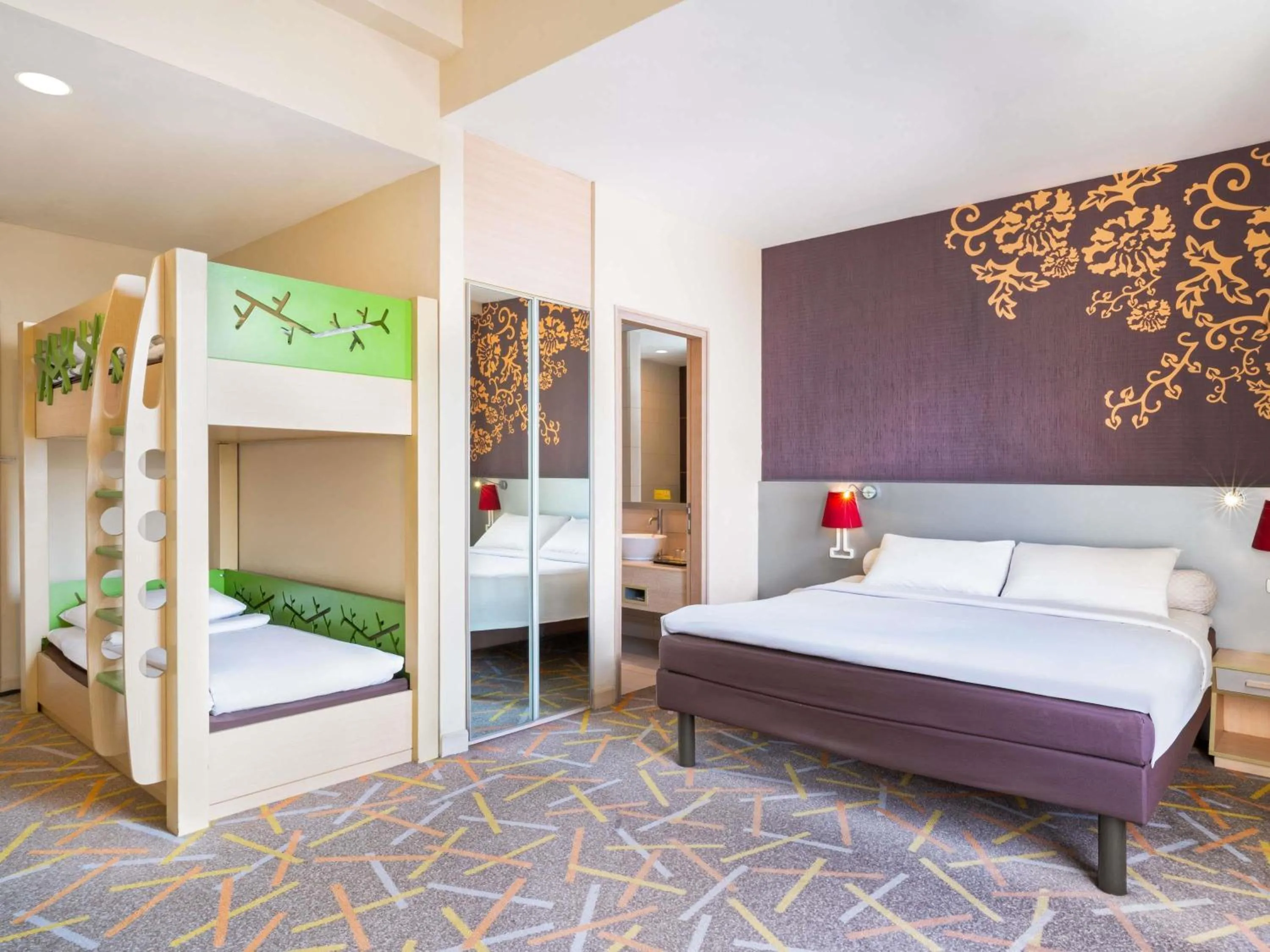 Bedroom, Bed in Ibis Styles Malang