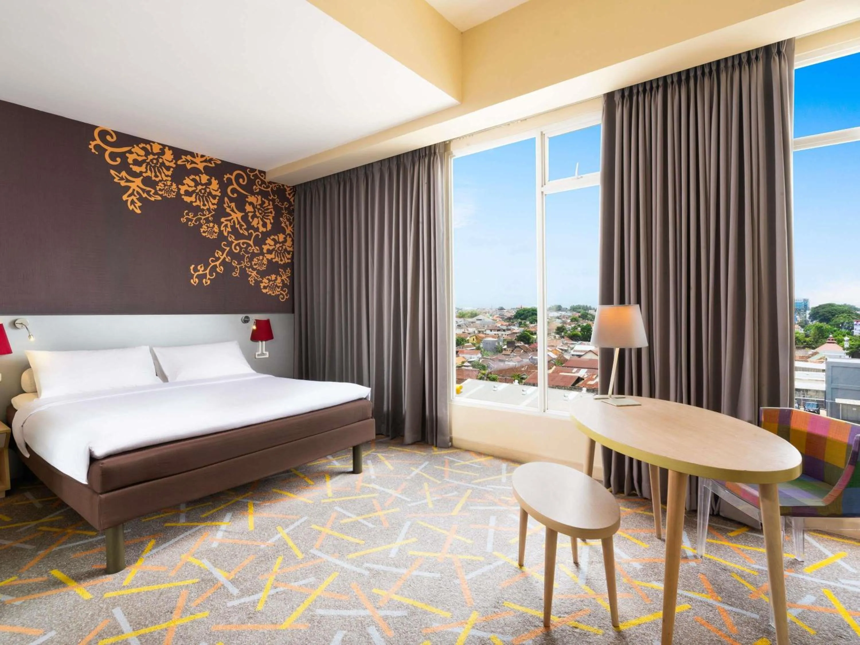 Bedroom, Bed in Ibis Styles Malang