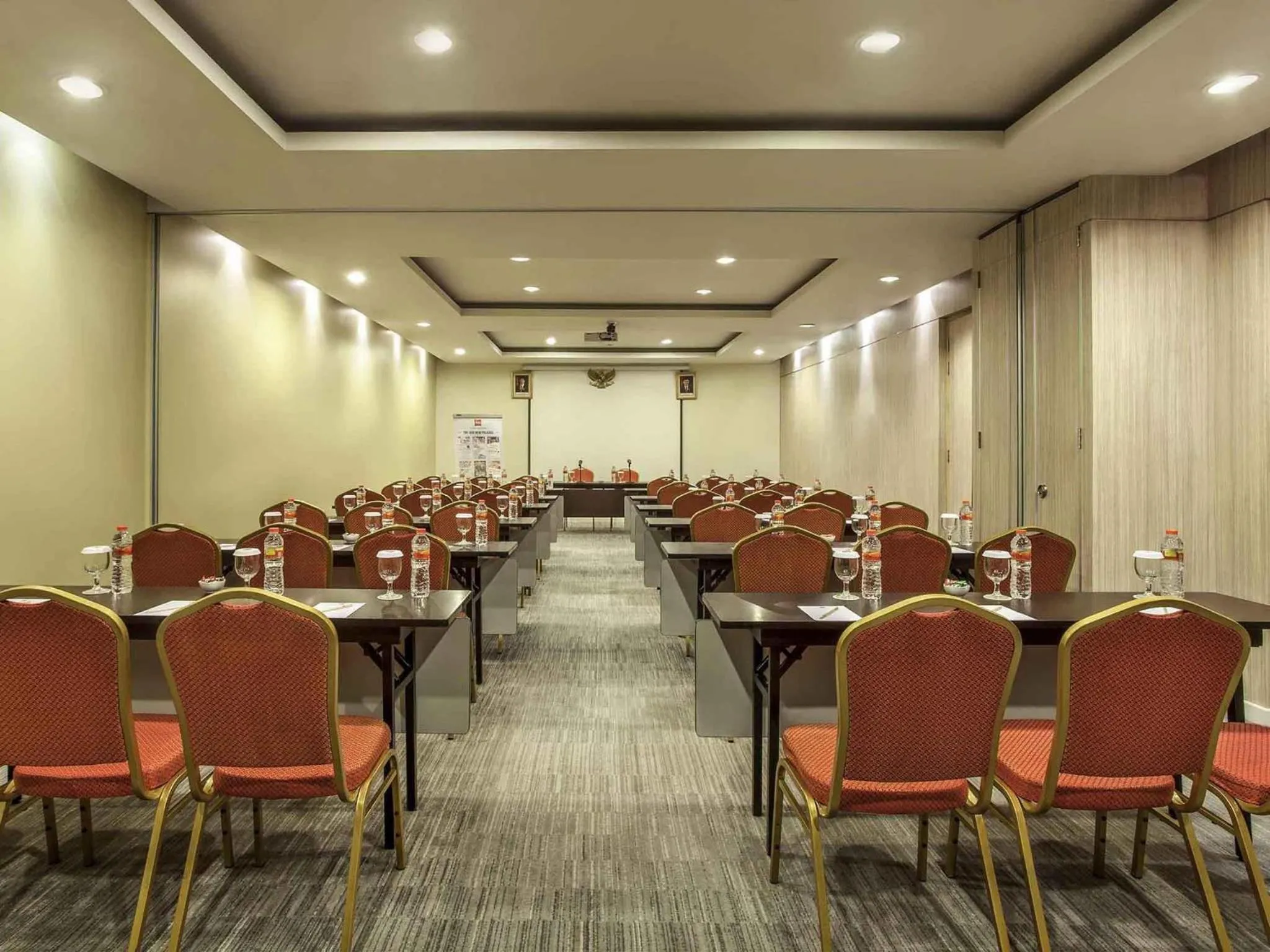 Meeting/conference room in Ibis Surabaya City Center