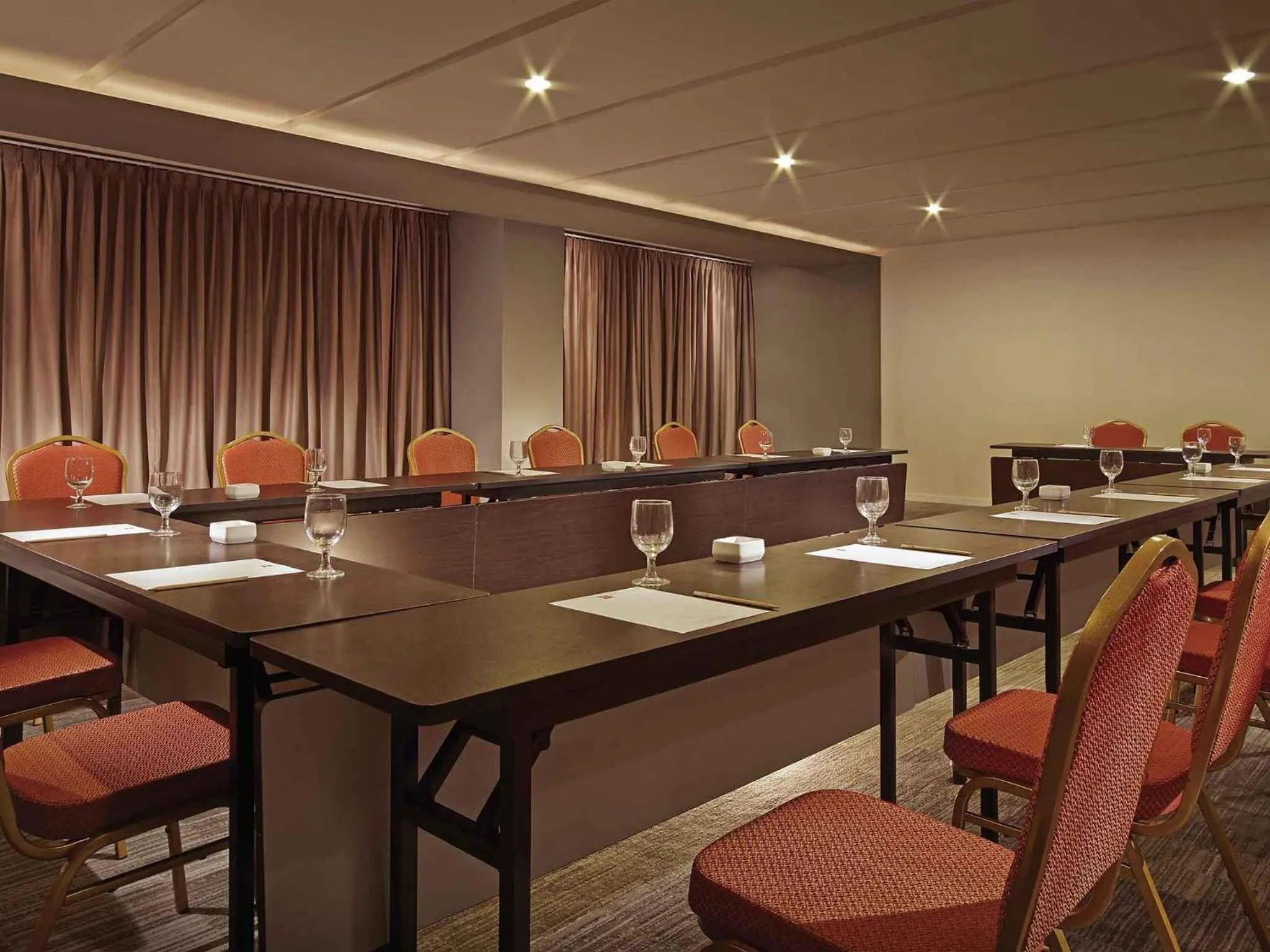 Meeting/conference room in Ibis Surabaya City Center