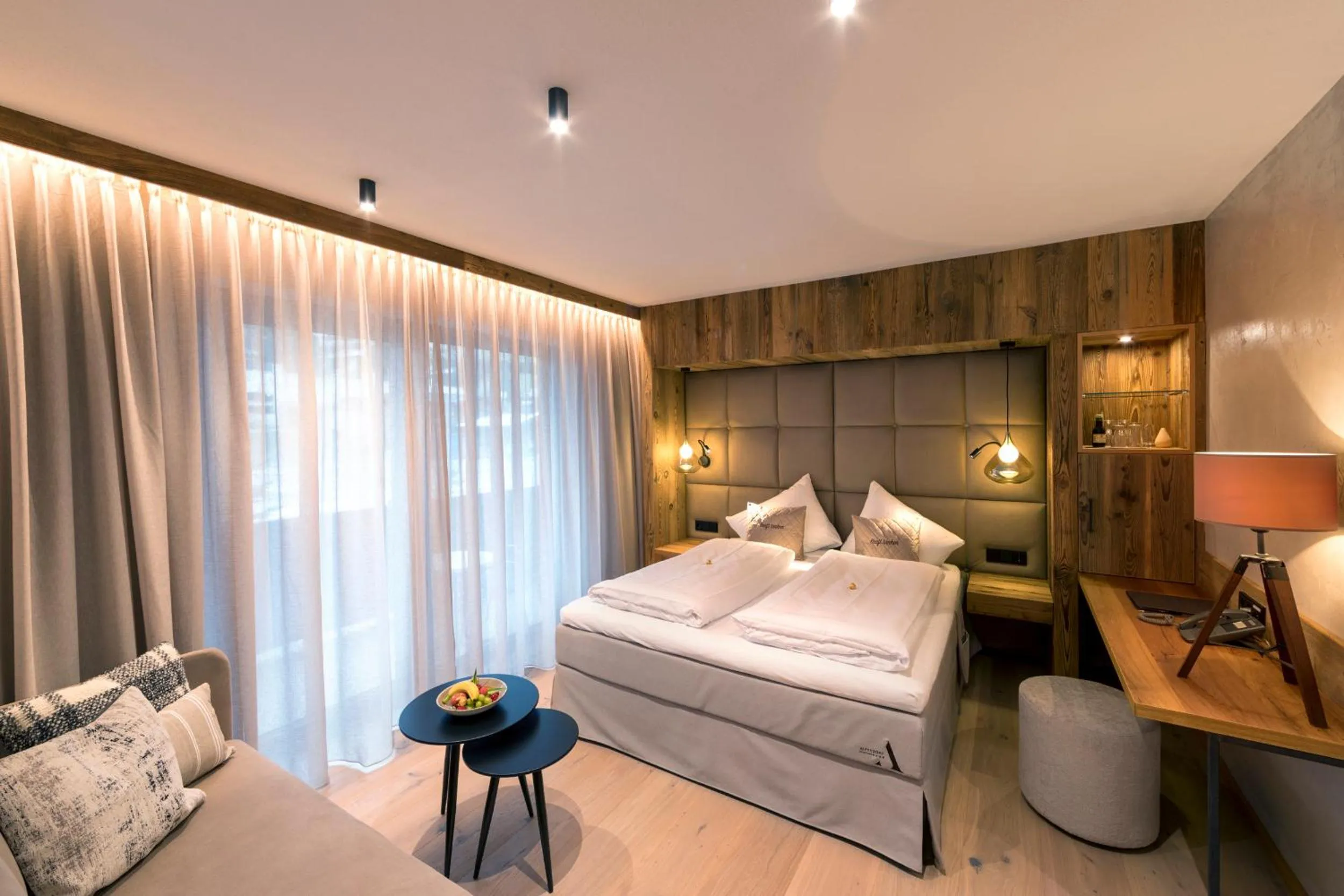 Staff, Bed in Aktivhotel Alpendorf