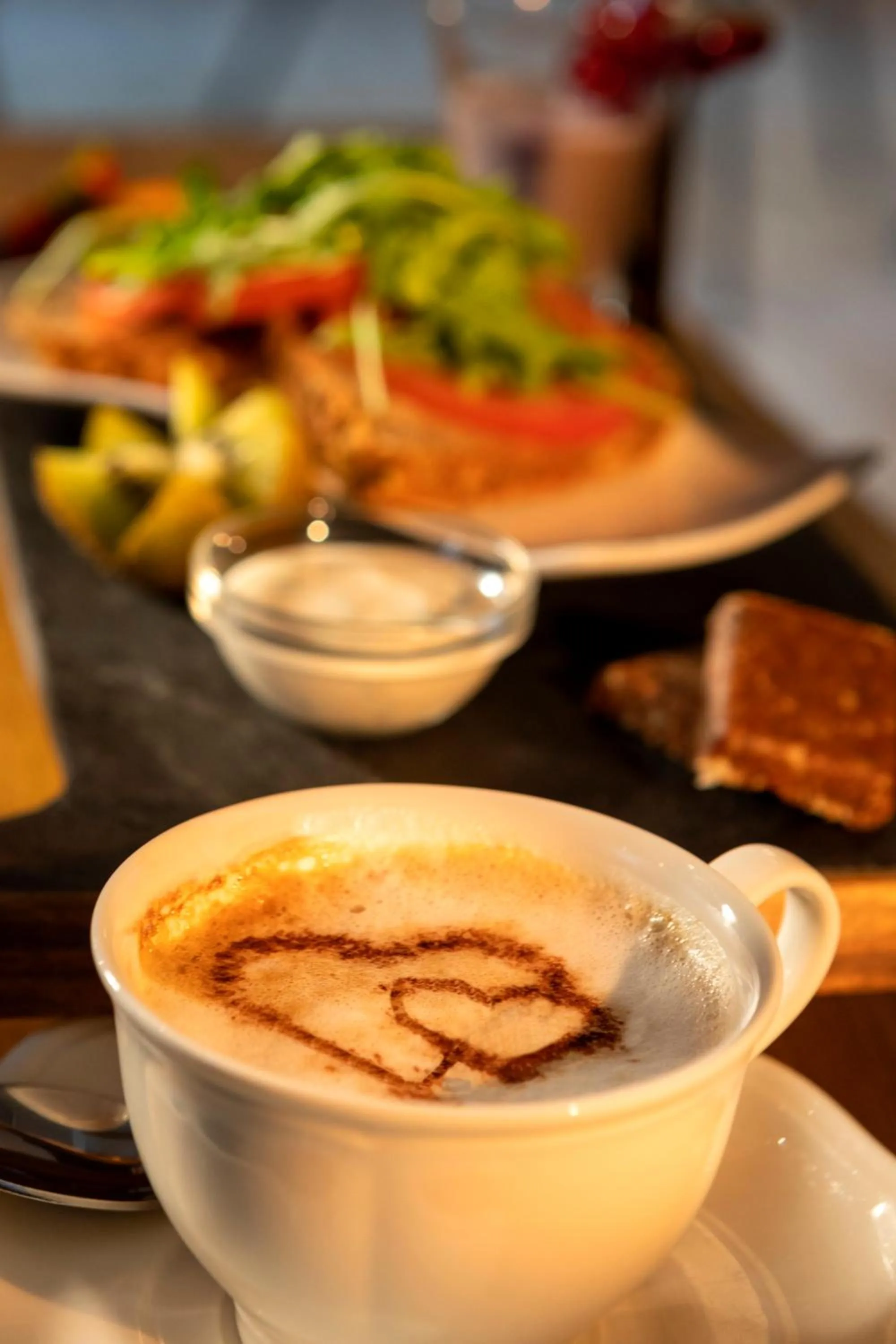 Breakfast in Aktivhotel Alpendorf