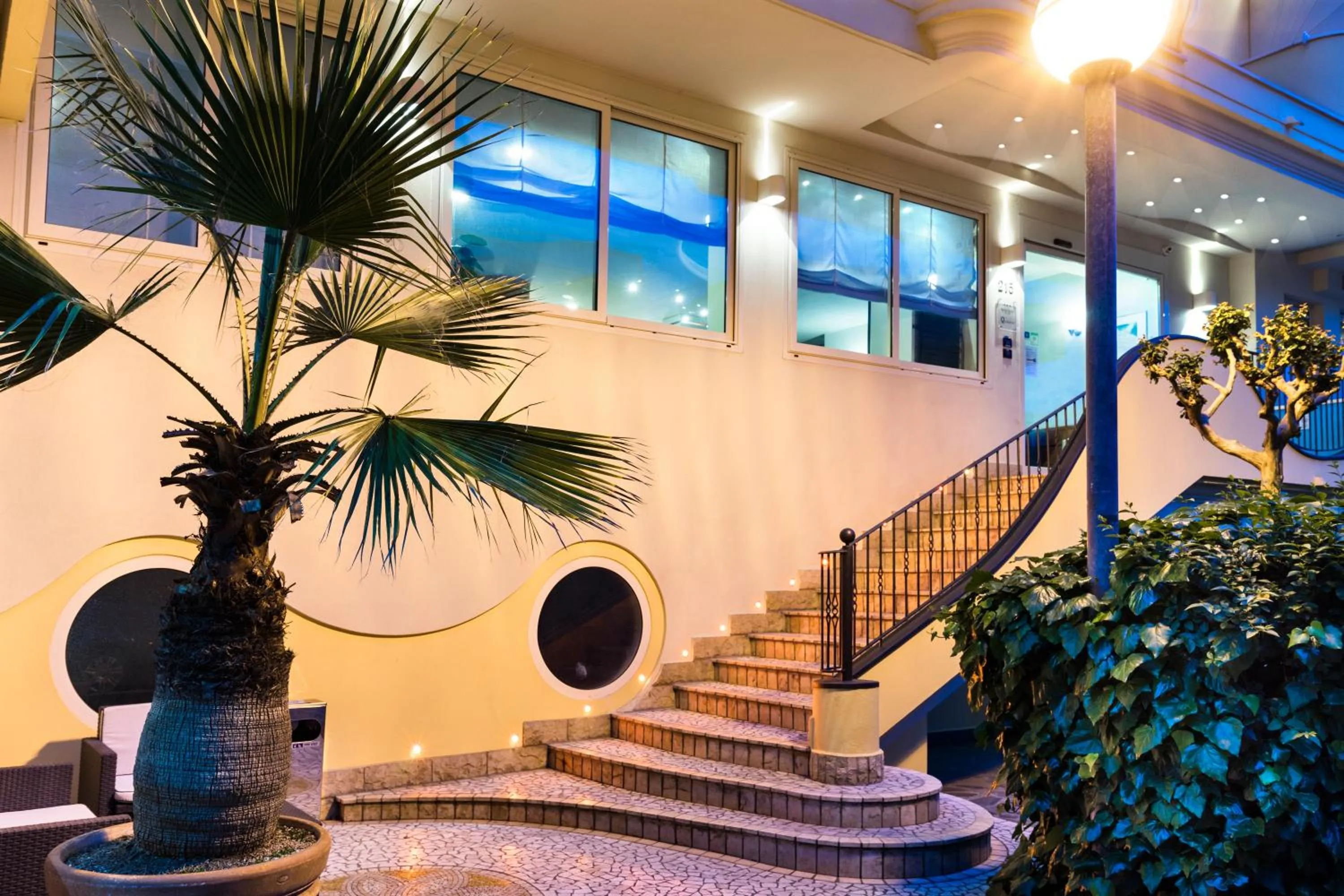 Property building in Residence Queen