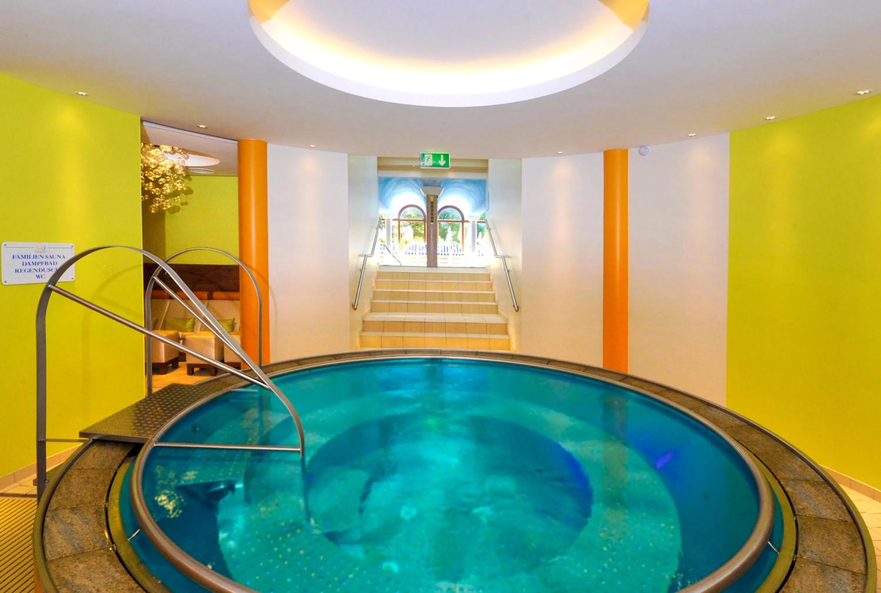 Hot Tub in Hotel Die Post