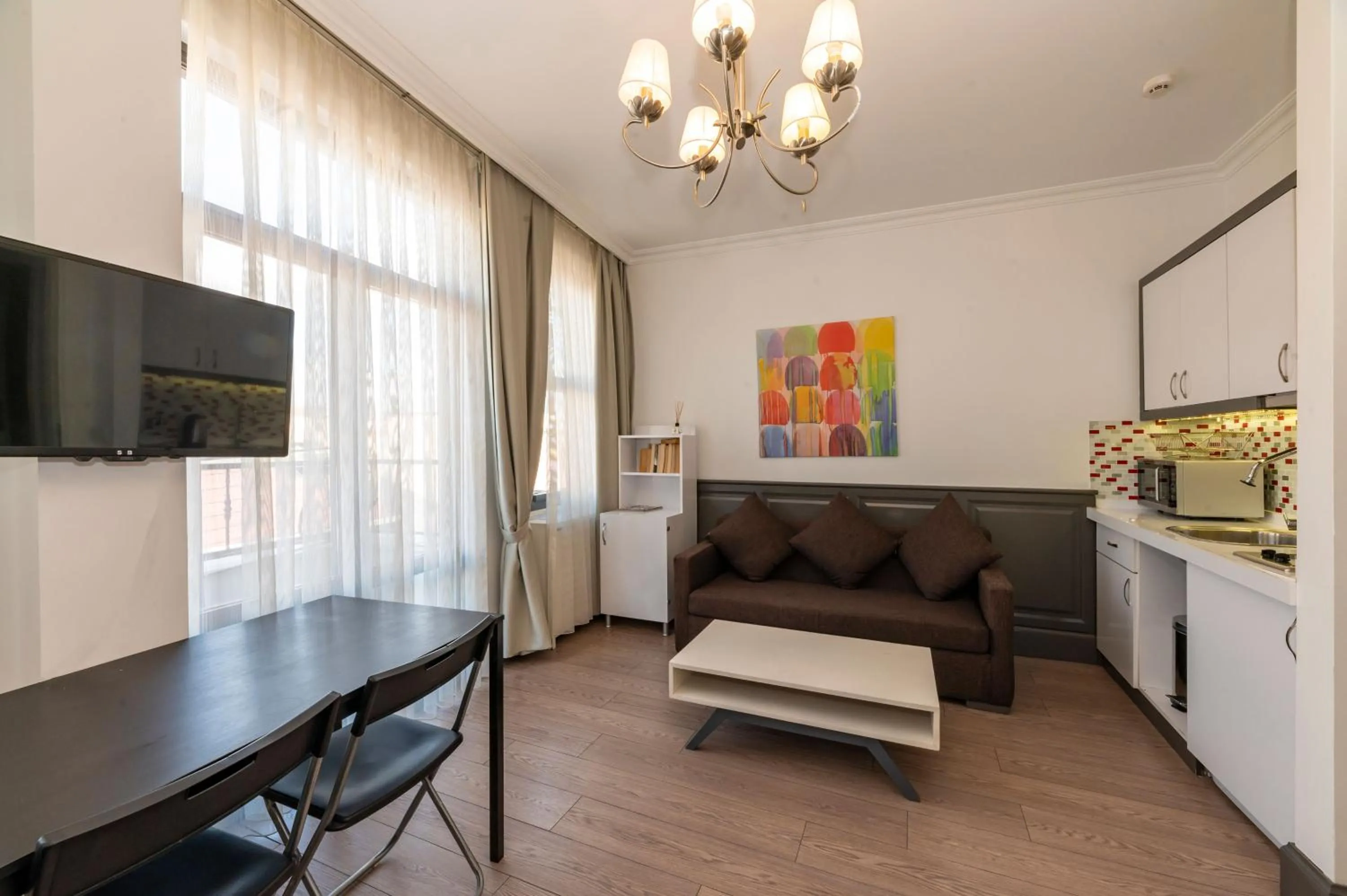 Communal lounge/ TV room, Seating Area in Pera Line Cihangir