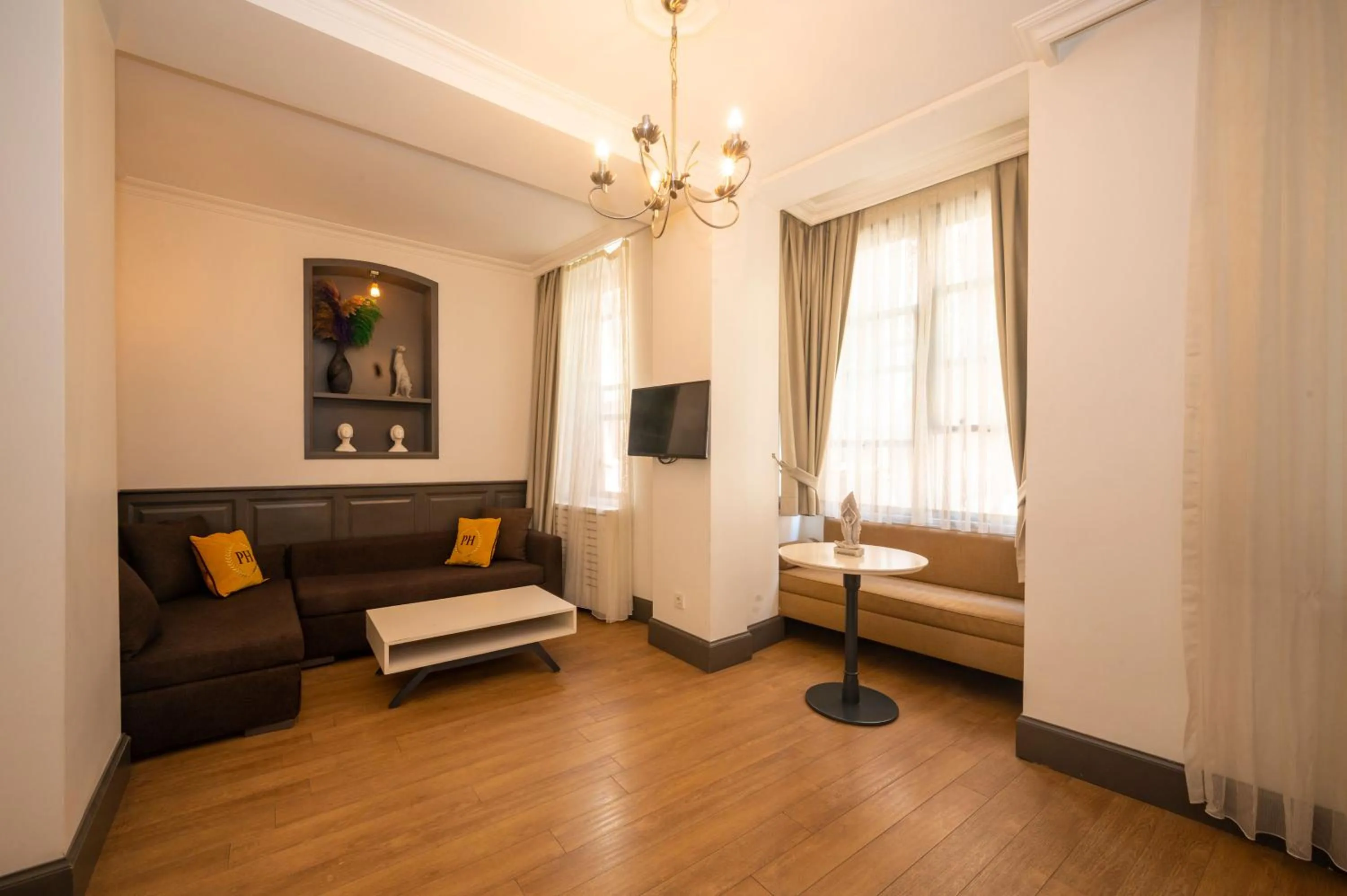 TV and multimedia, Seating Area in Pera Line Cihangir