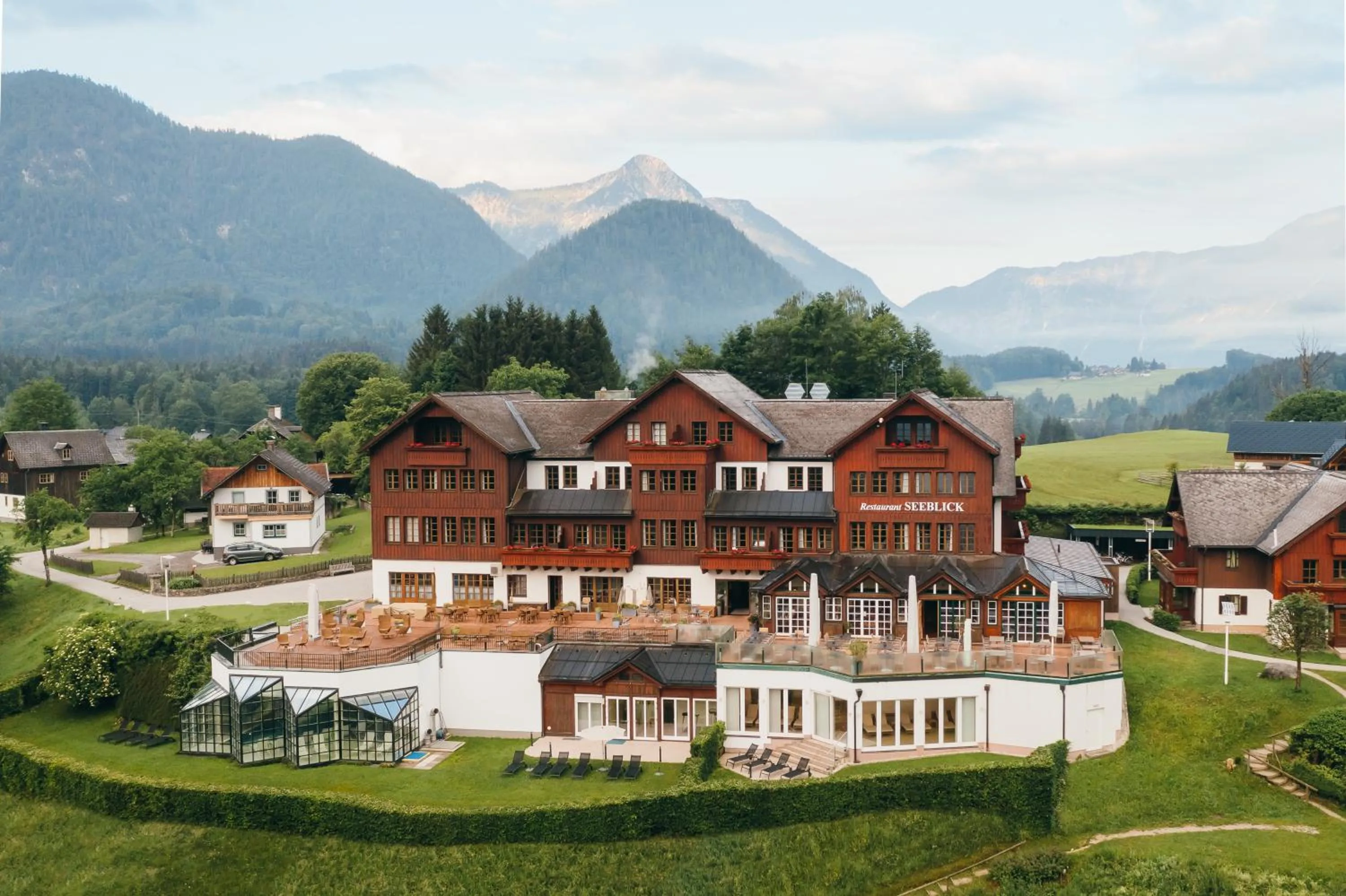 Property building in MONDI Hotel am Grundlsee