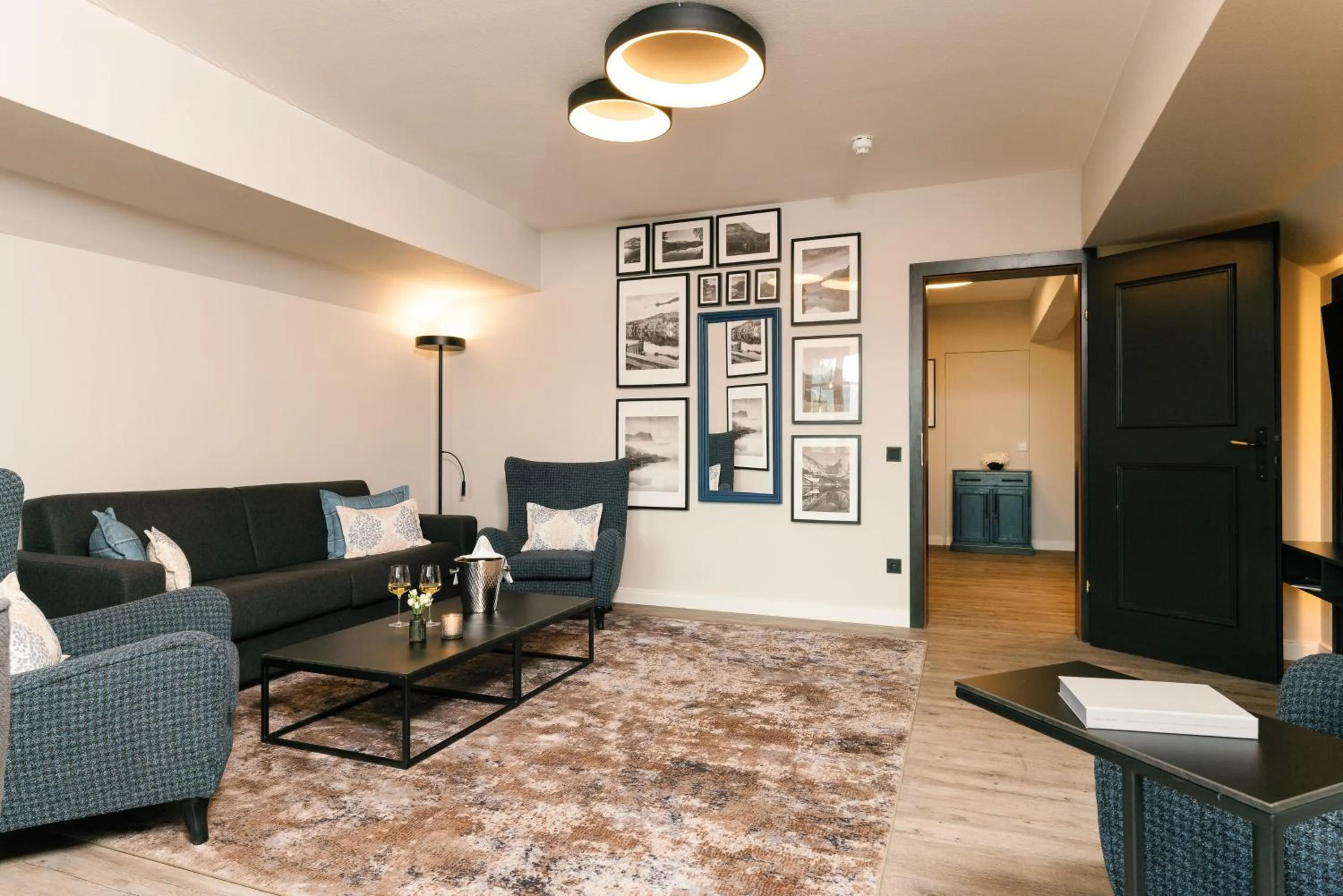 Living room in MONDI Hotel am Grundlsee