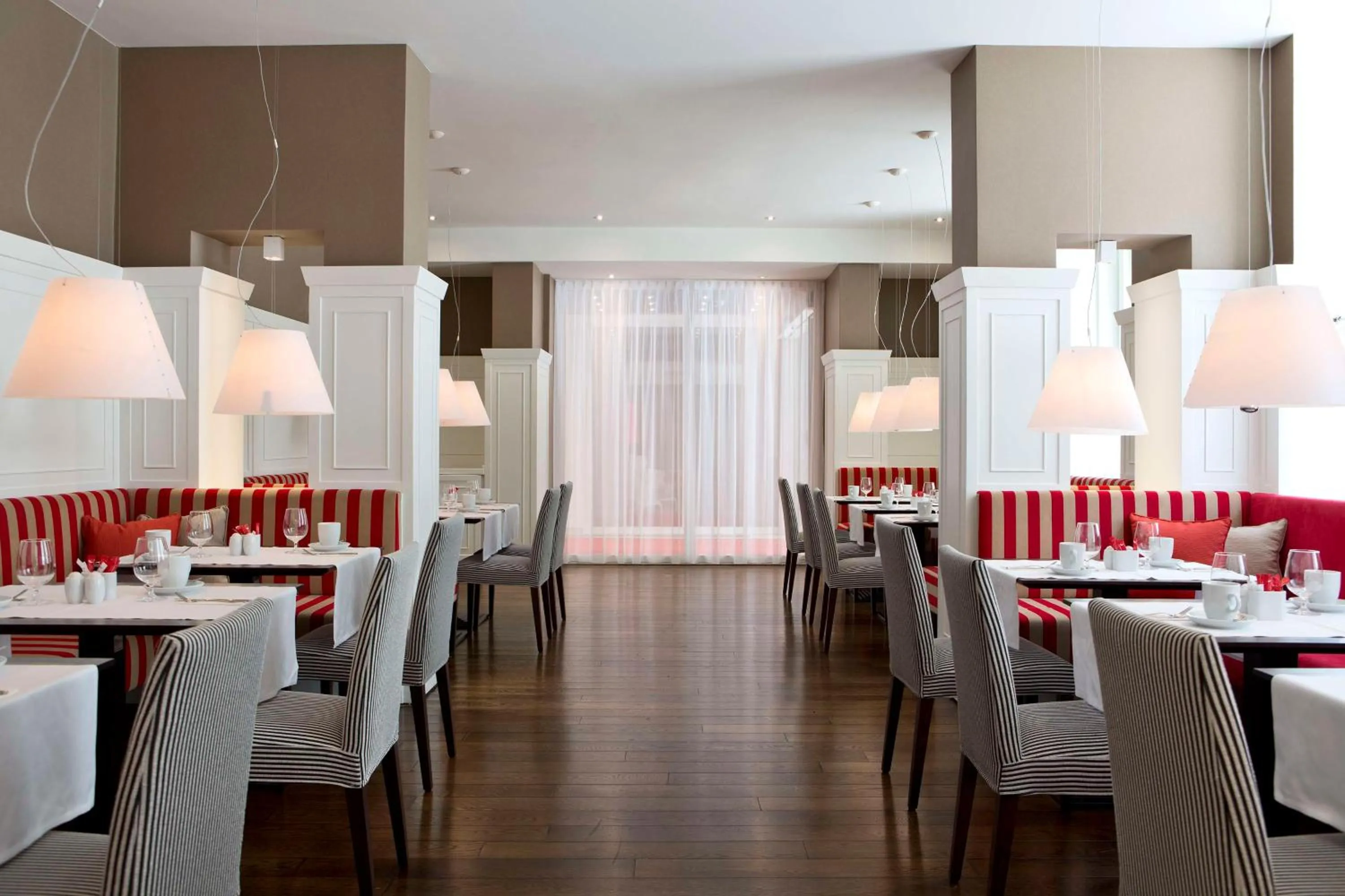Restaurant/places to eat in The Harmonie Vienna, BW Premier Collection