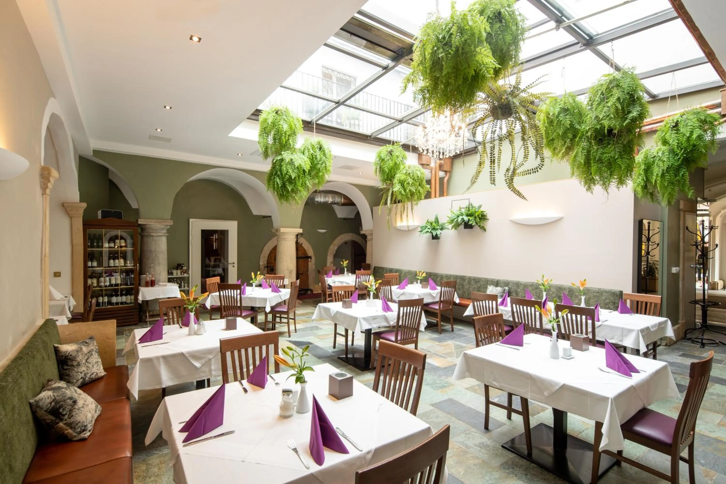 Breakfast in Boutique Hotel Dom - Rooms & Suites