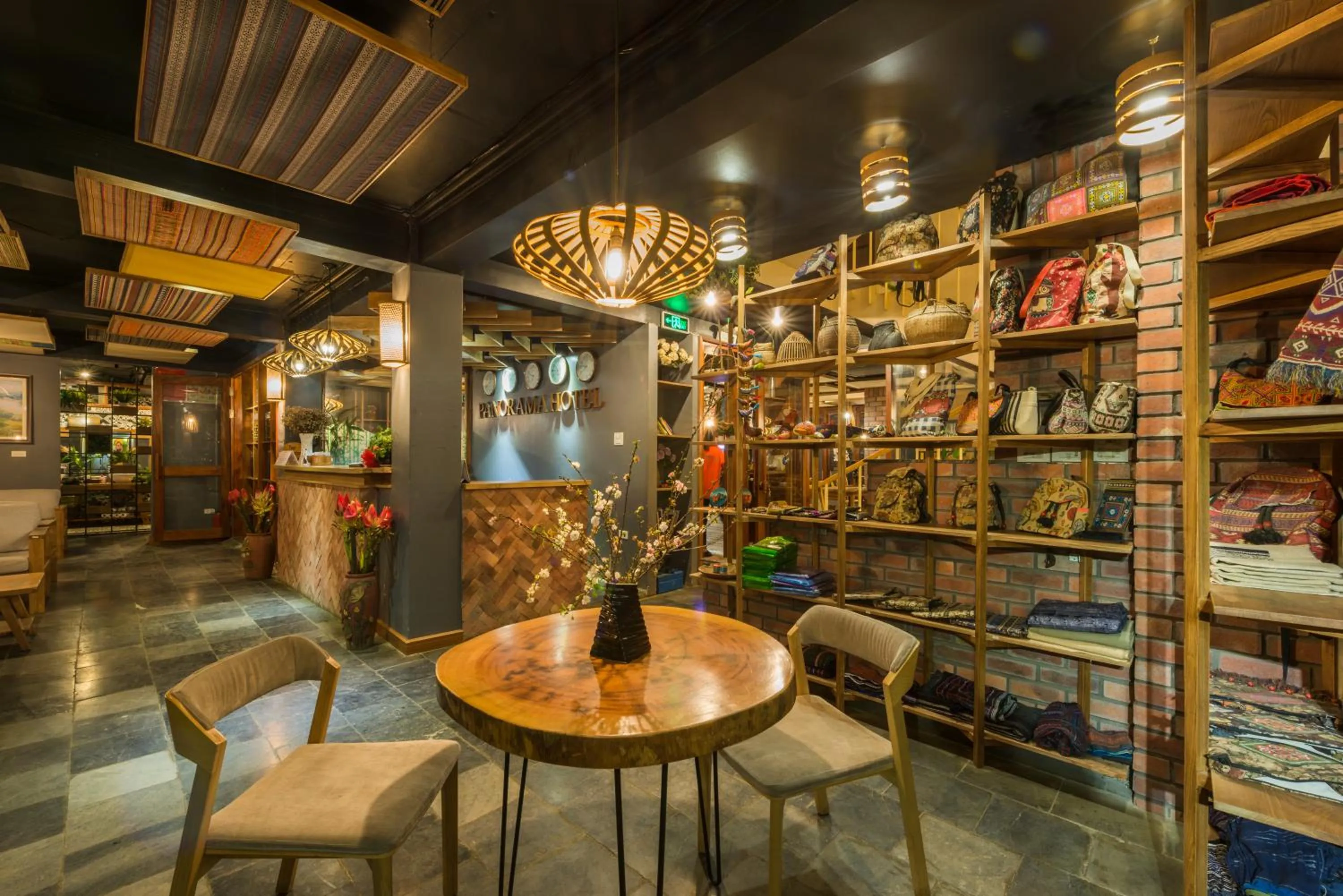 Communal lounge/ TV room in Sapa Panorama Hotel