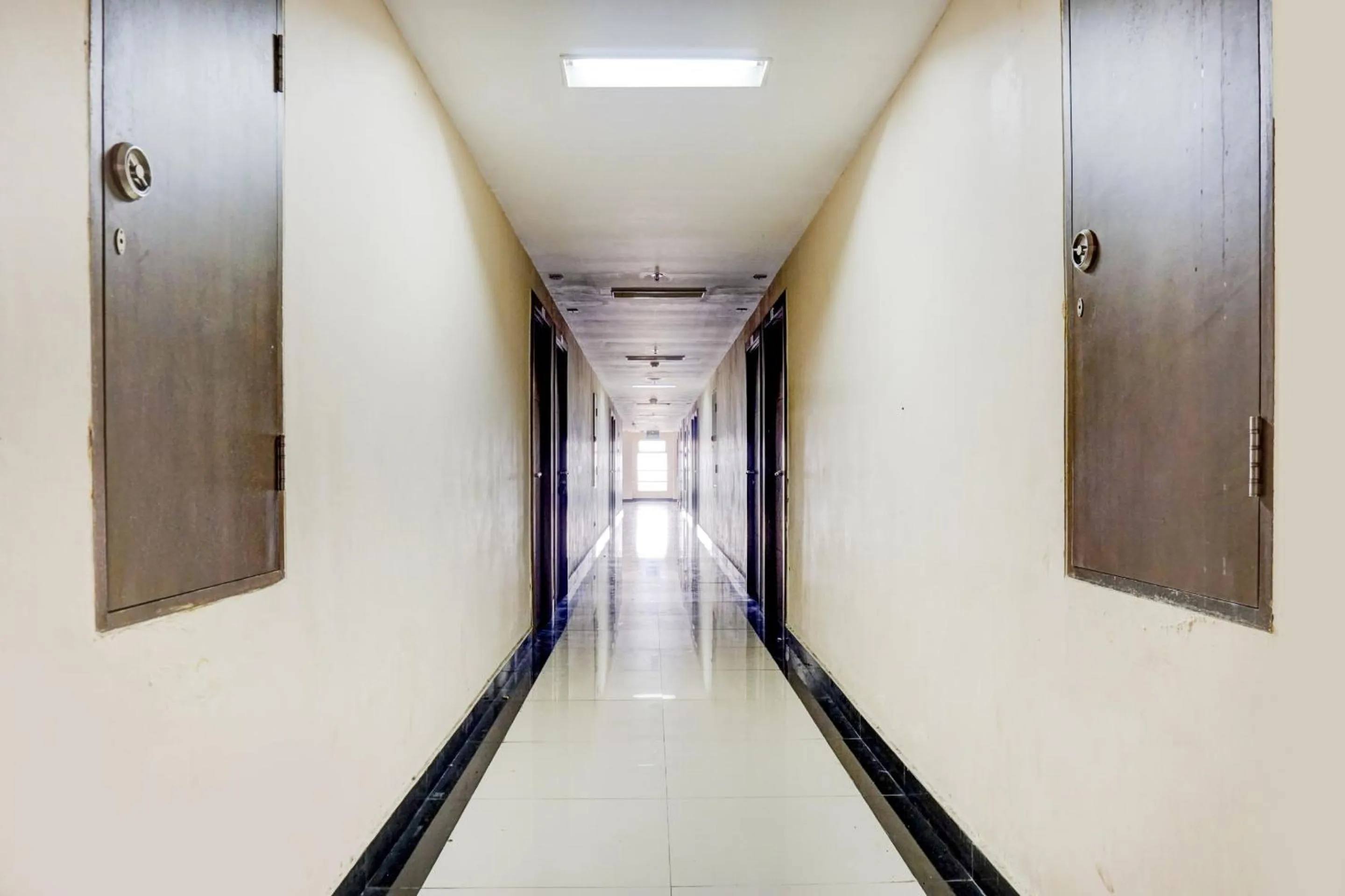 Lobby or reception in Hotel O Apartemen Bogor Valley