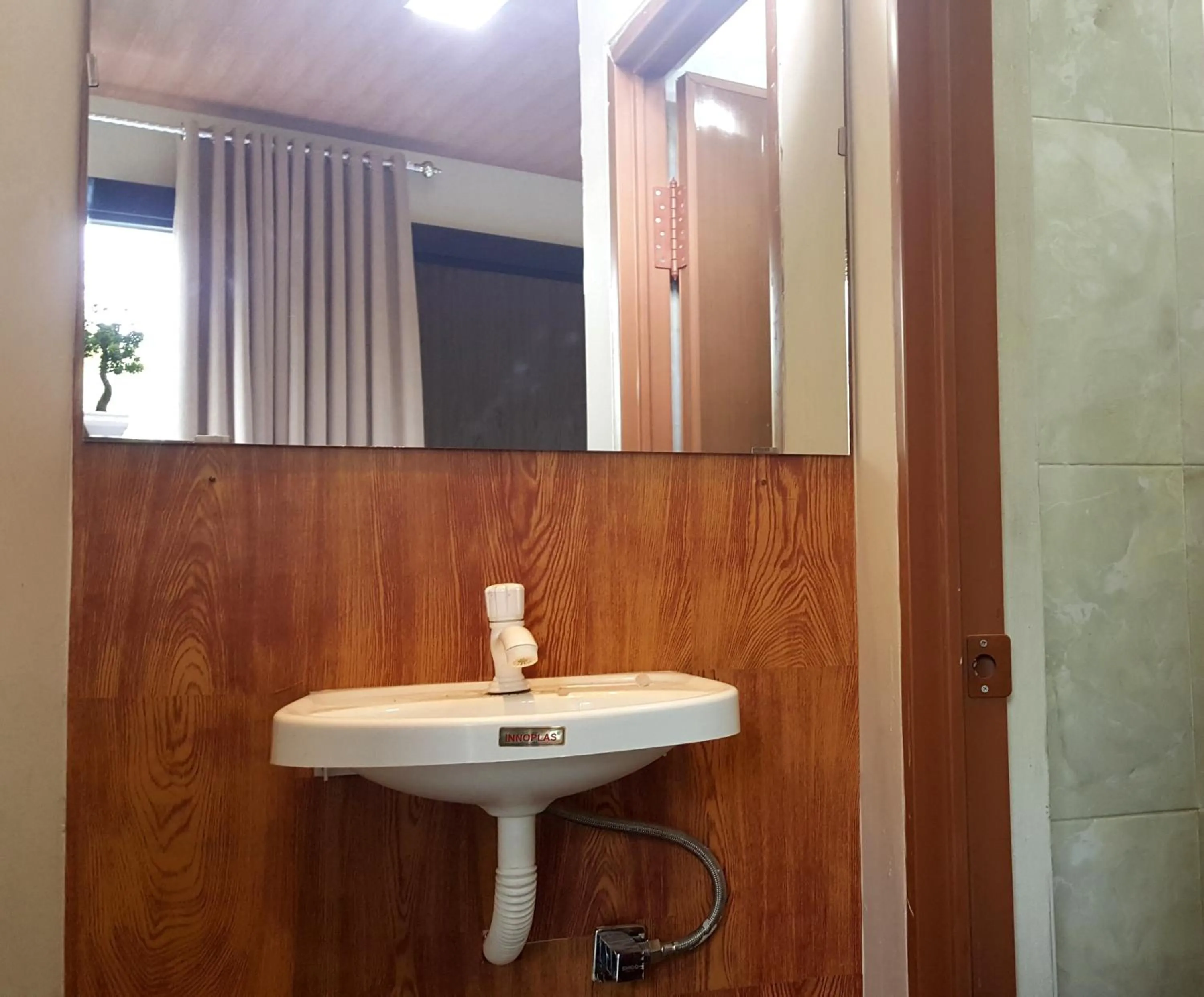 Bathroom in EDUTAMA Homestay Syariah