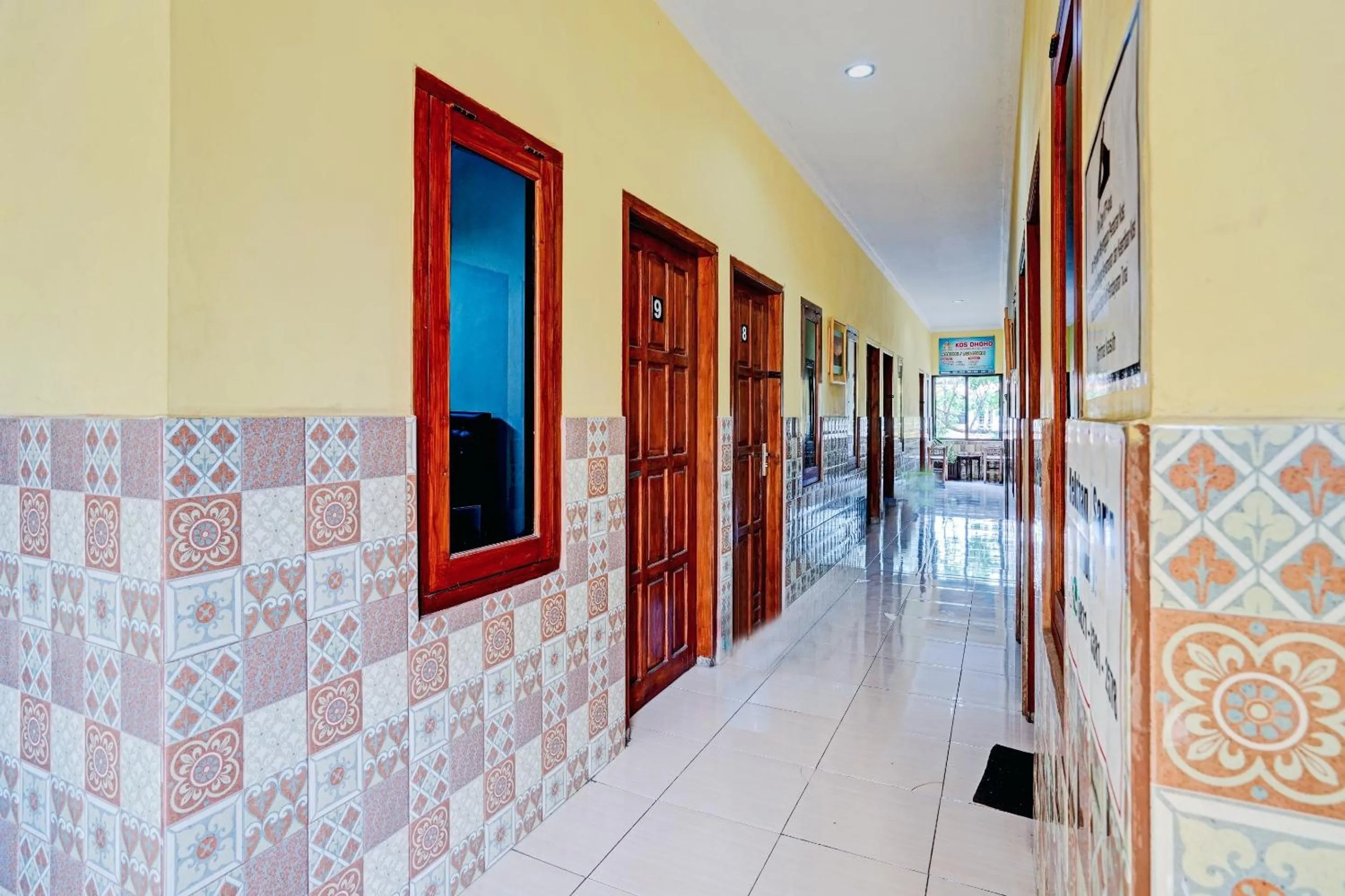 Lobby or reception in OYO 90234 Dhoho Family Guest House