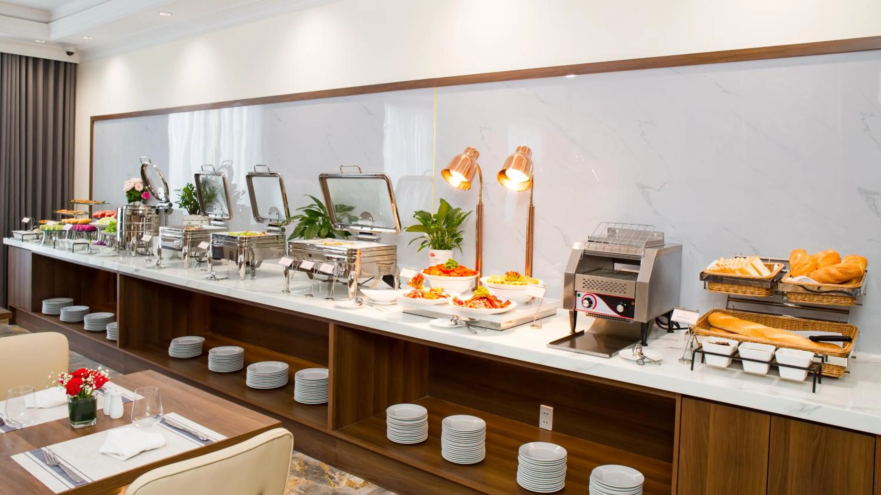 Restaurant/places to eat in PHU THANG GRAND HOTEL