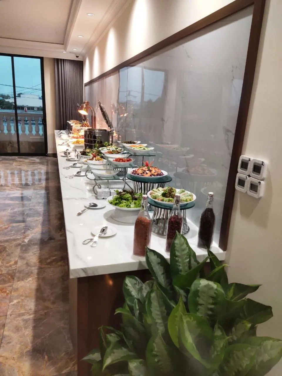 Restaurant/places to eat in PHU THANG GRAND HOTEL