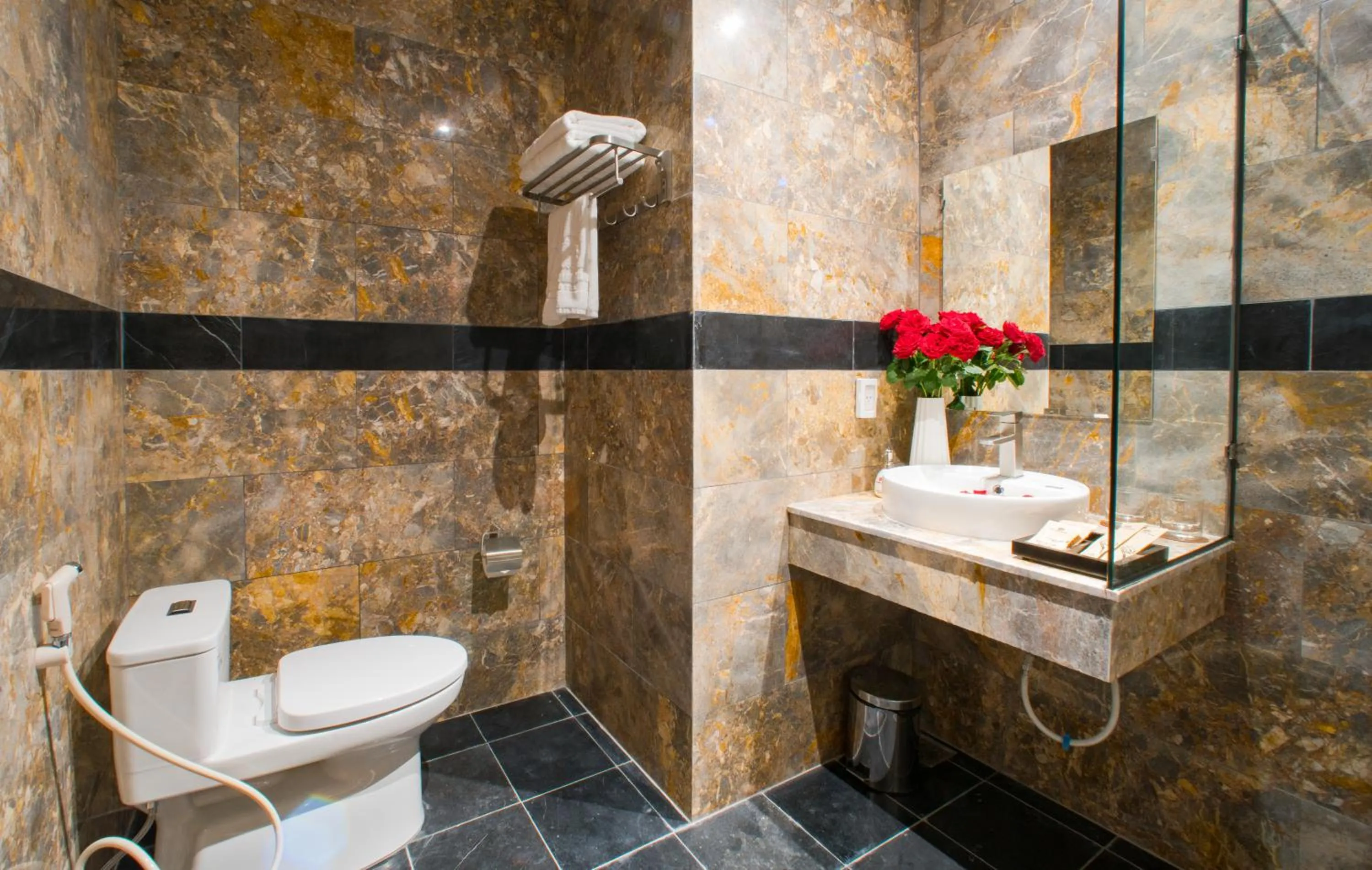 Bathroom in PHU THANG GRAND HOTEL