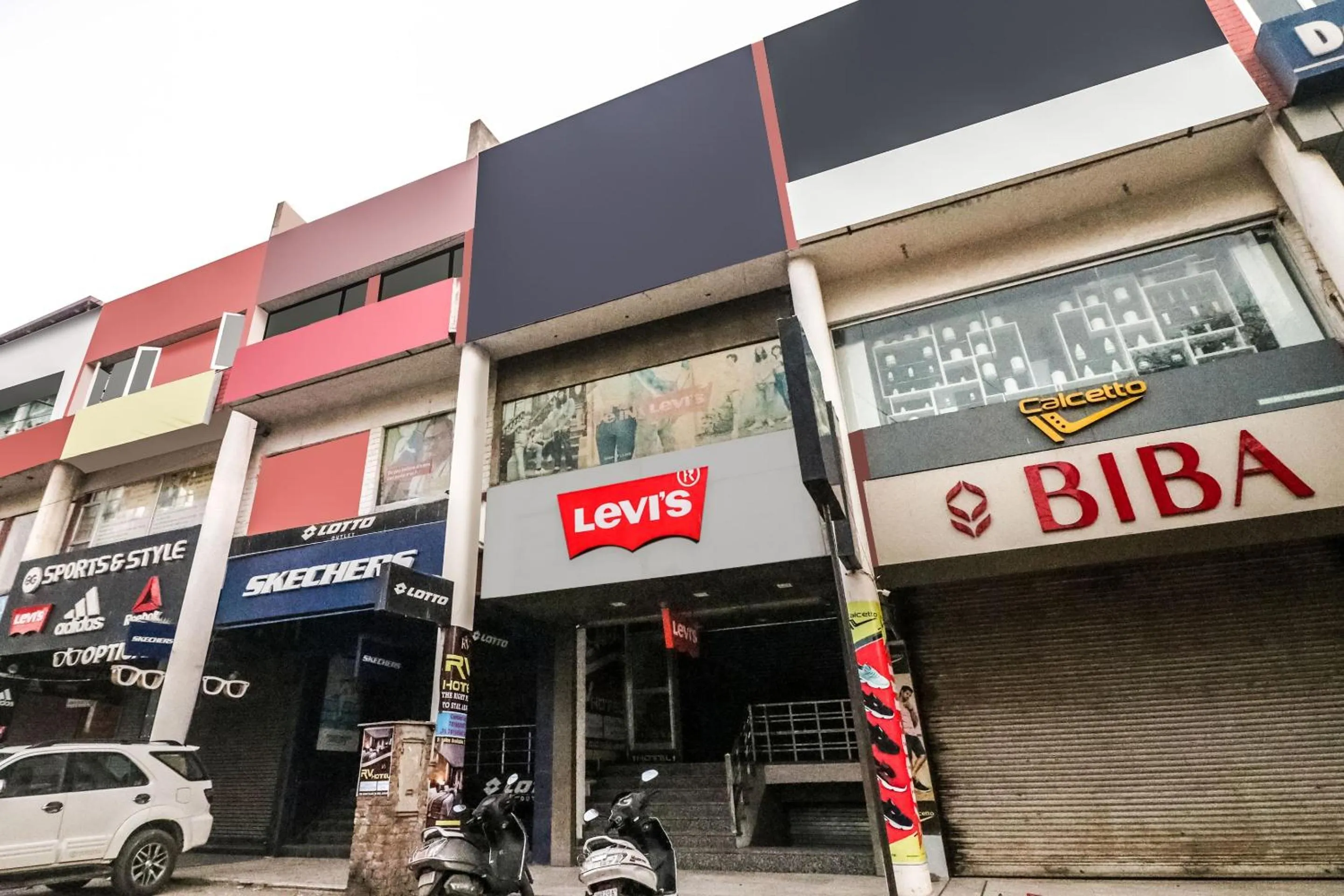 Facade/entrance in Hotel O SkyCity