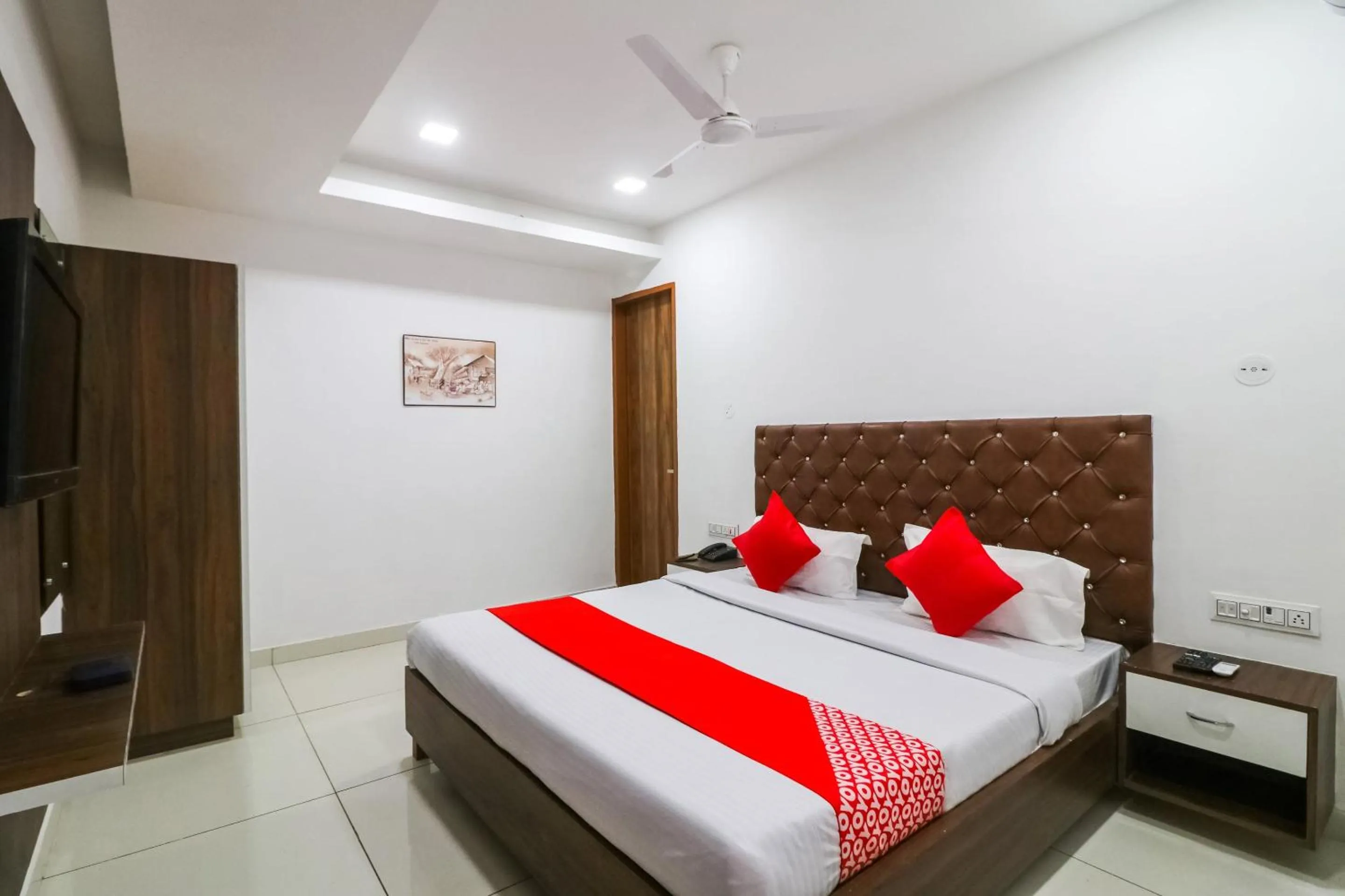 Bedroom in Hotel O SkyCity