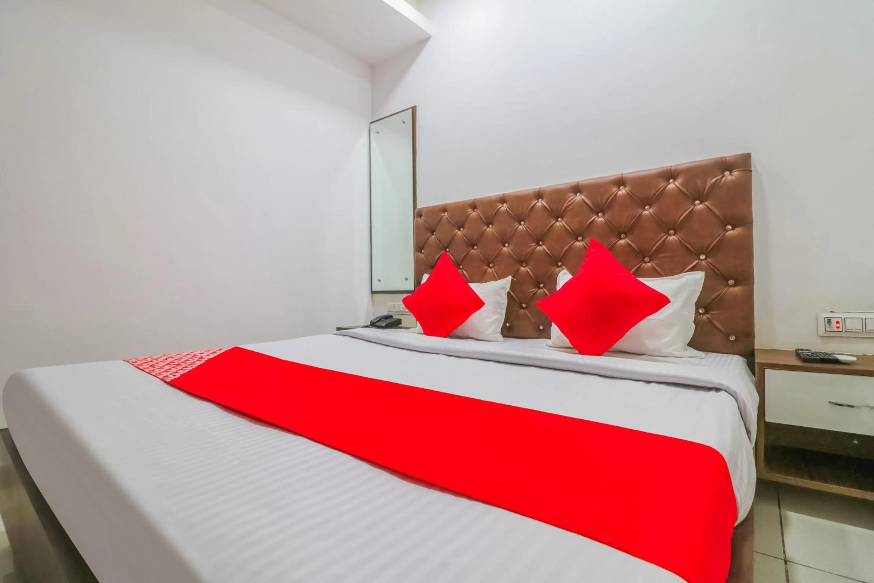 Bedroom in Hotel O SkyCity