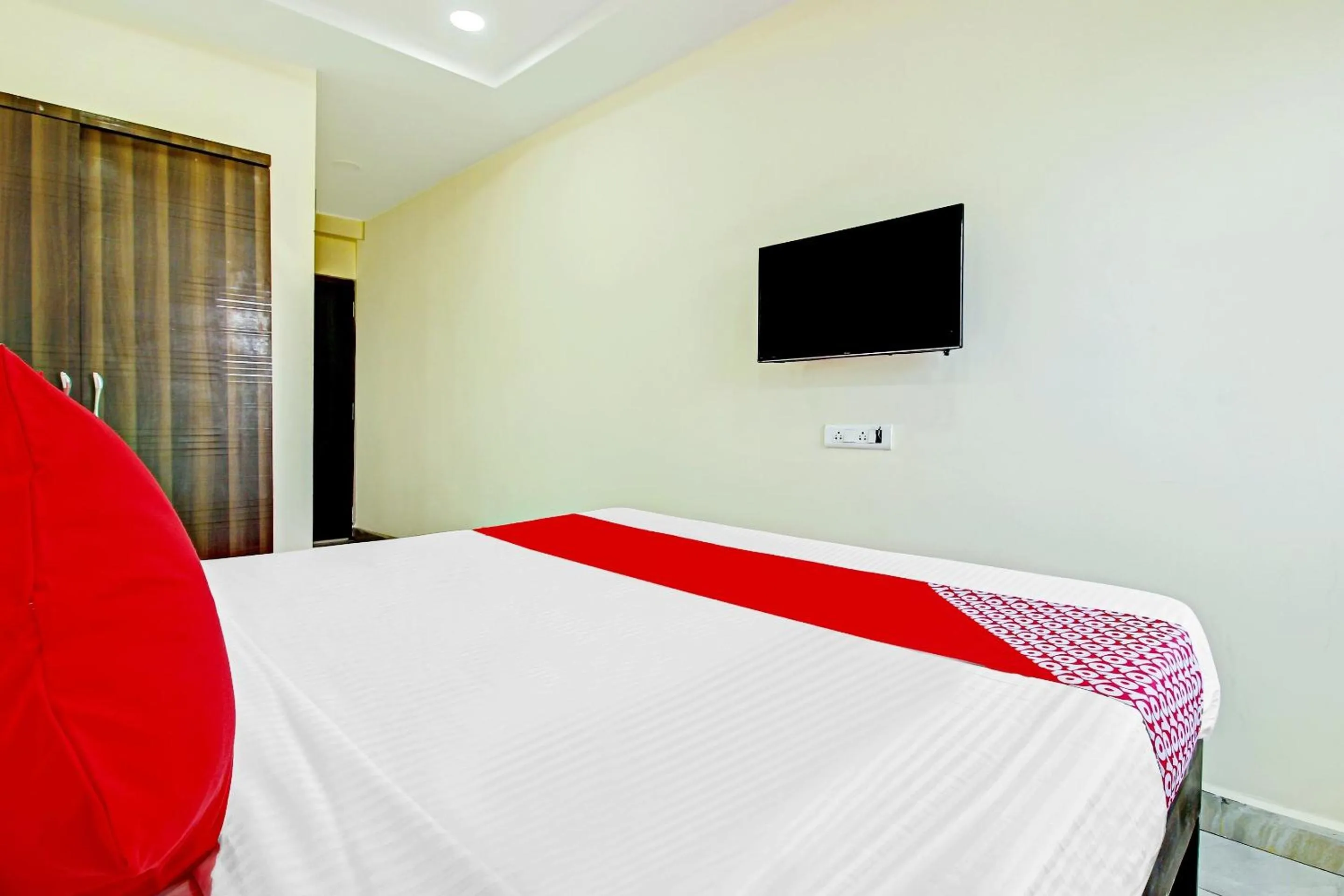 Bedroom, Bed in Hotel O Adhin Residency