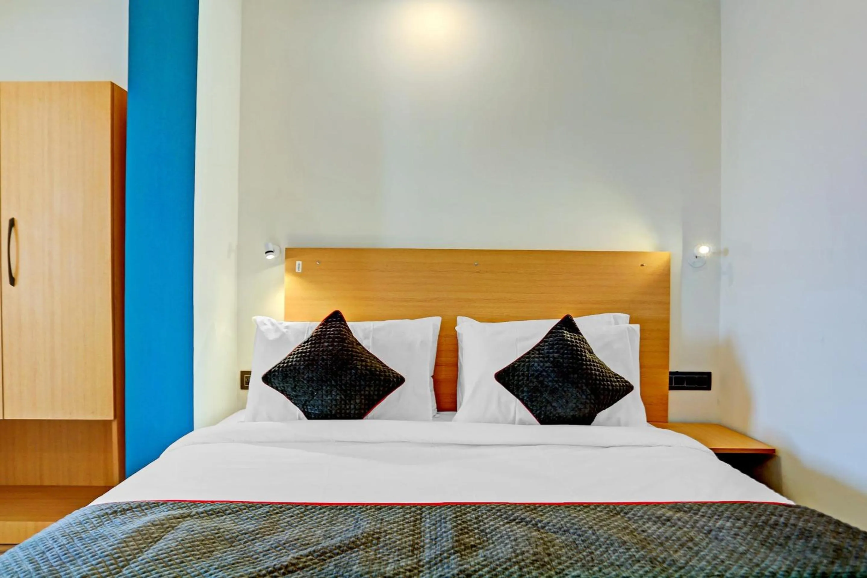 Bedroom, Bed in Townhouse The Madhav Sector 58 Noida Near ISKCON Temple Noida